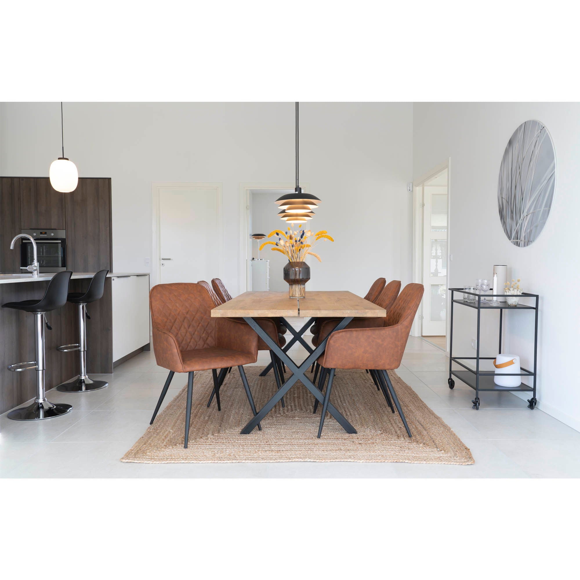 vintage brun med sorte ben