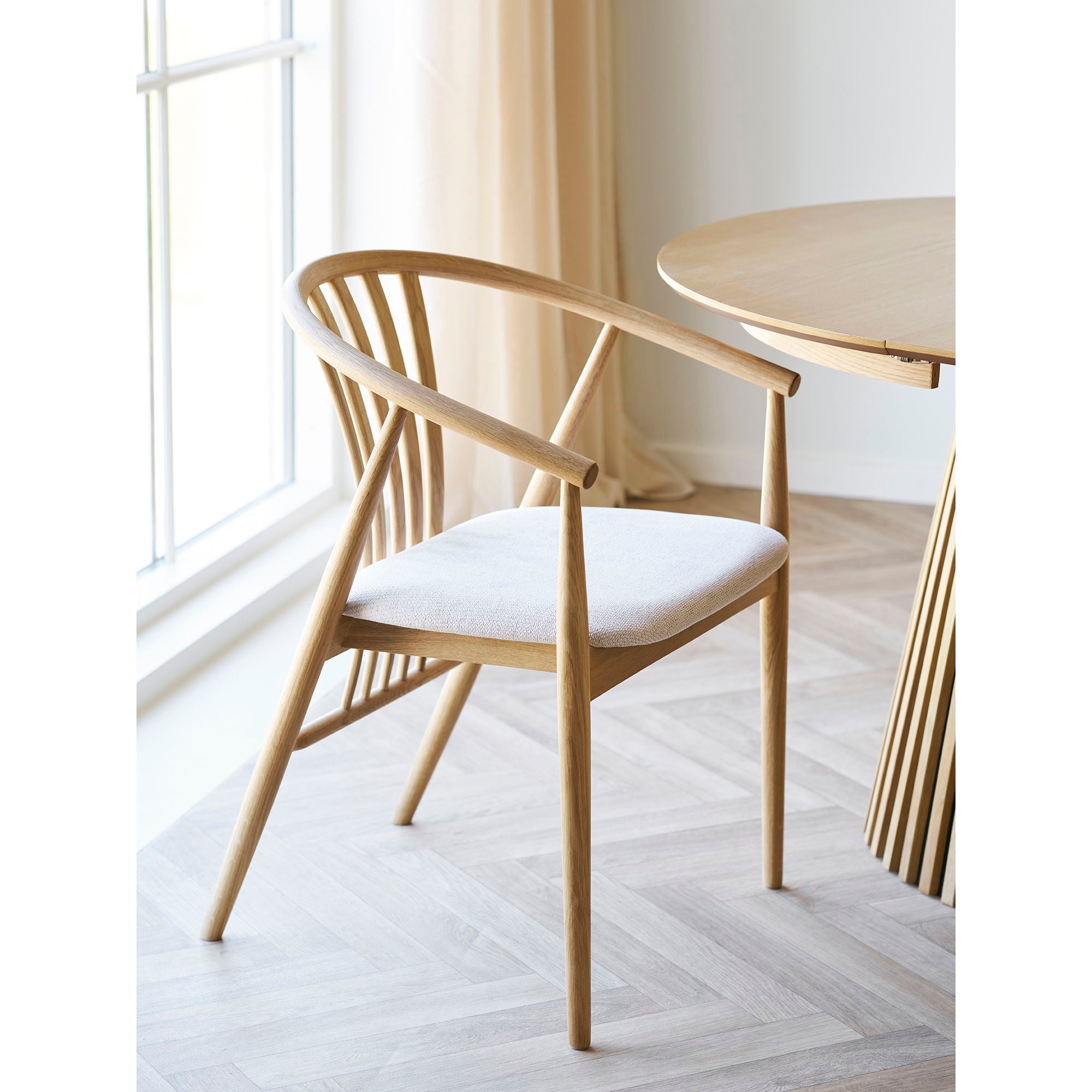 Agustin spisebordstol - spisebordstol, eik med stoffsete, natur/sand HN1286