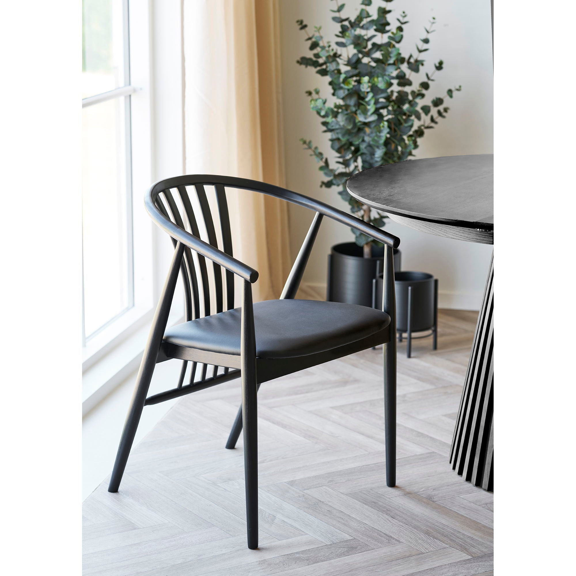 Agustin spisebordstol - Spisebordstol, Beech Wood with PU Seat, Black HN1219