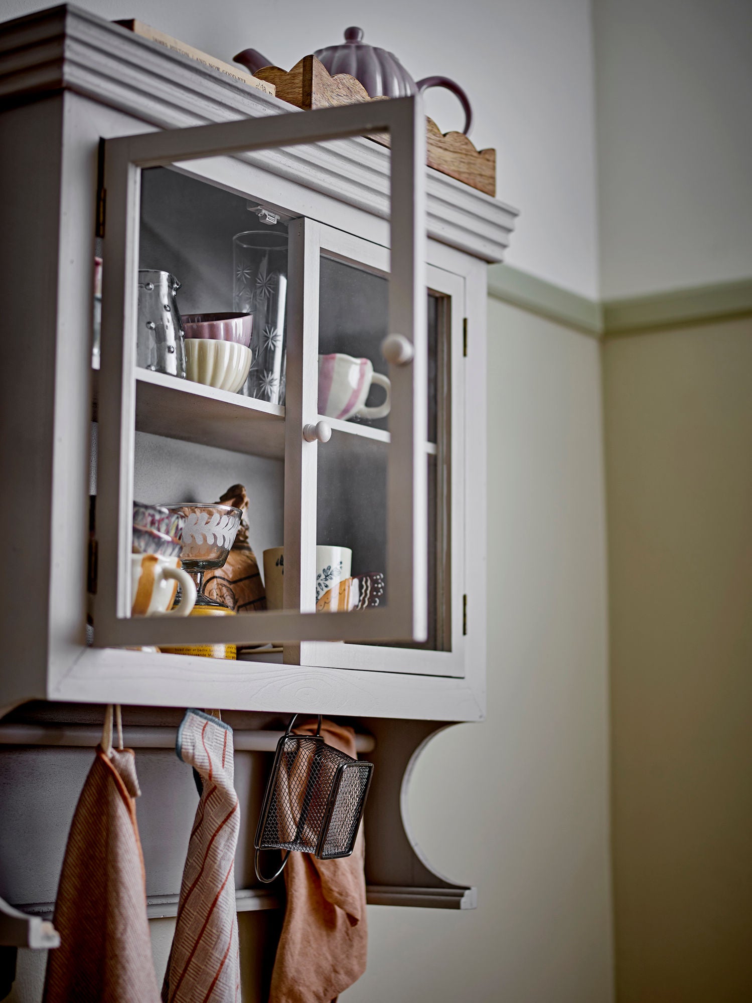 Bloomingville Pilu Cabinet, Gray, Pine