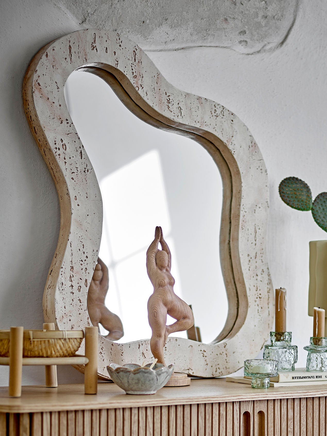 Bloomingville Meg Wall Mirror, Natur, harpiks
