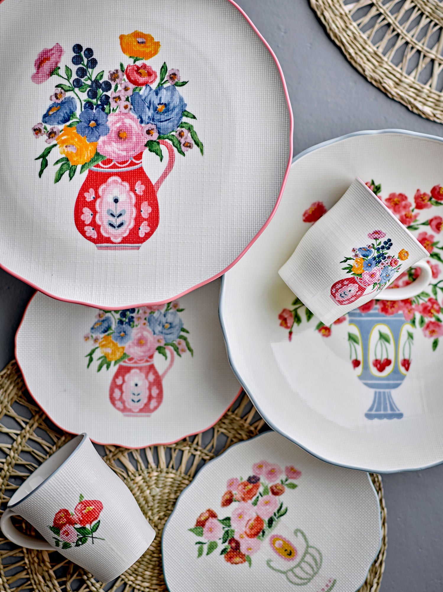 Bloomingville Dorothy Cake Dish, rosa, steingods