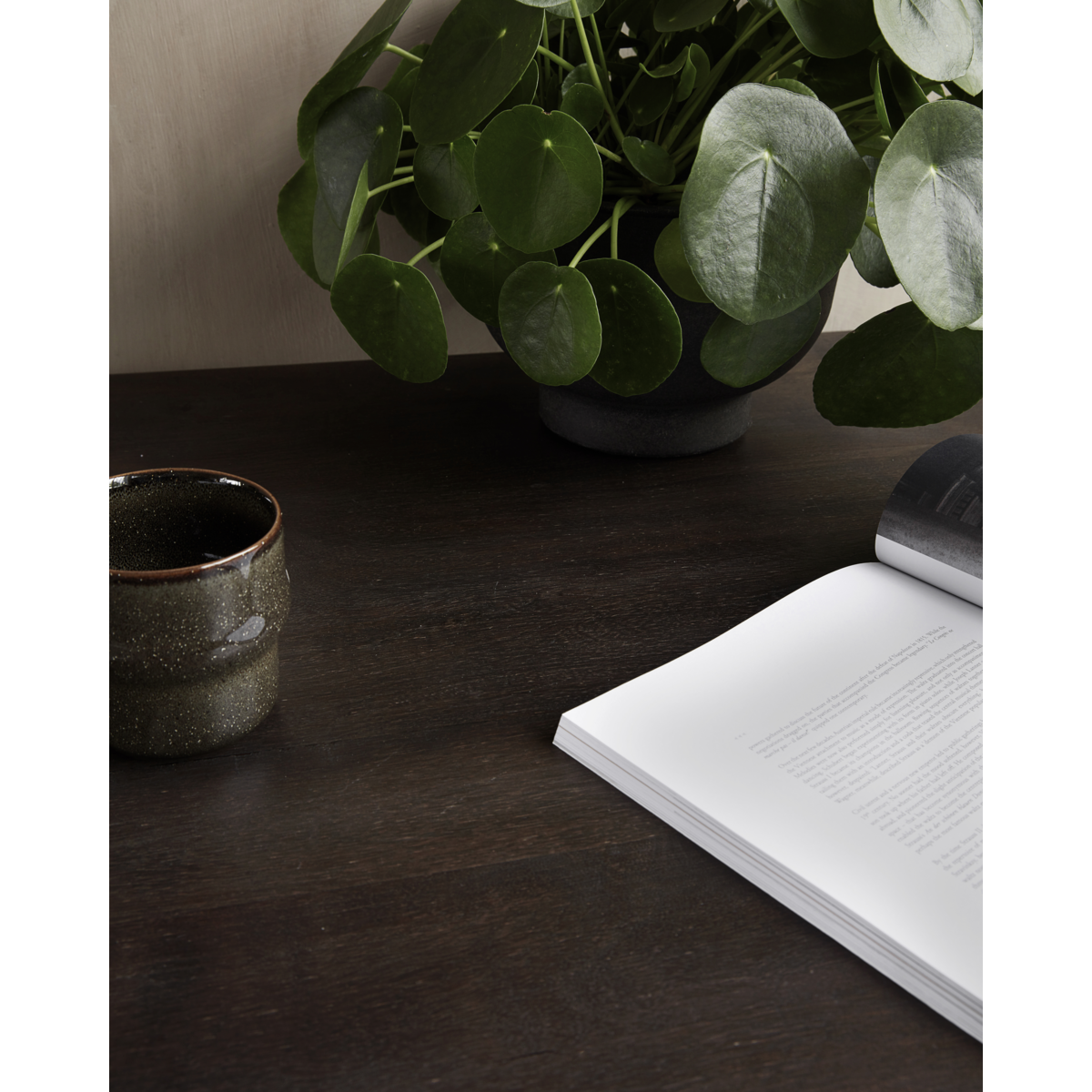 Tabell, HDSlated, Black Works