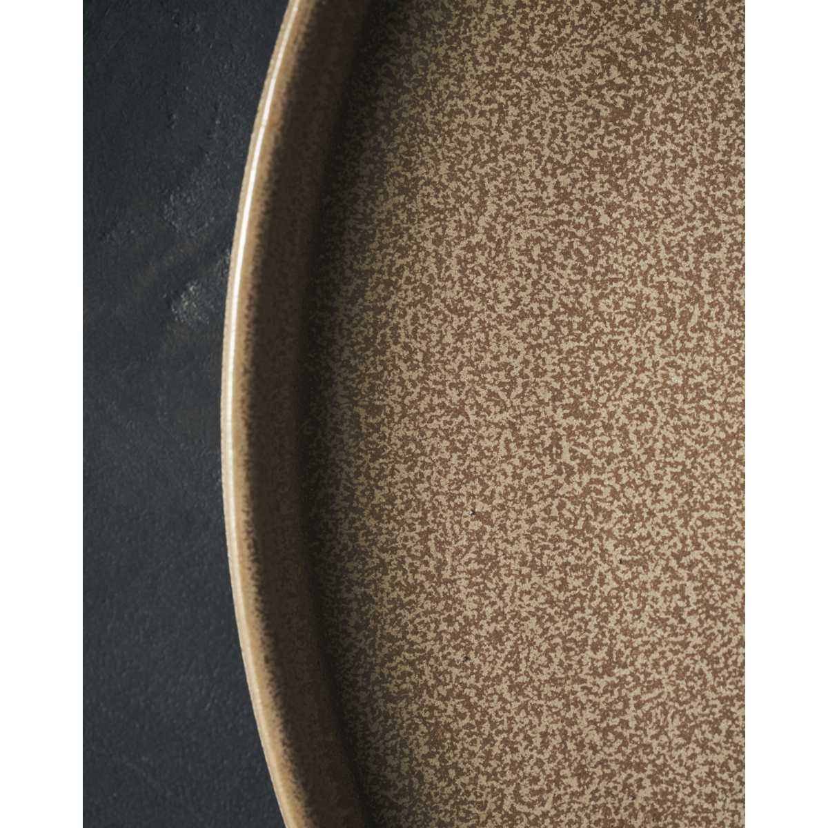 Middagsplate, Hdcara, Camel H: 2,5 cm, DIA: 27 cm