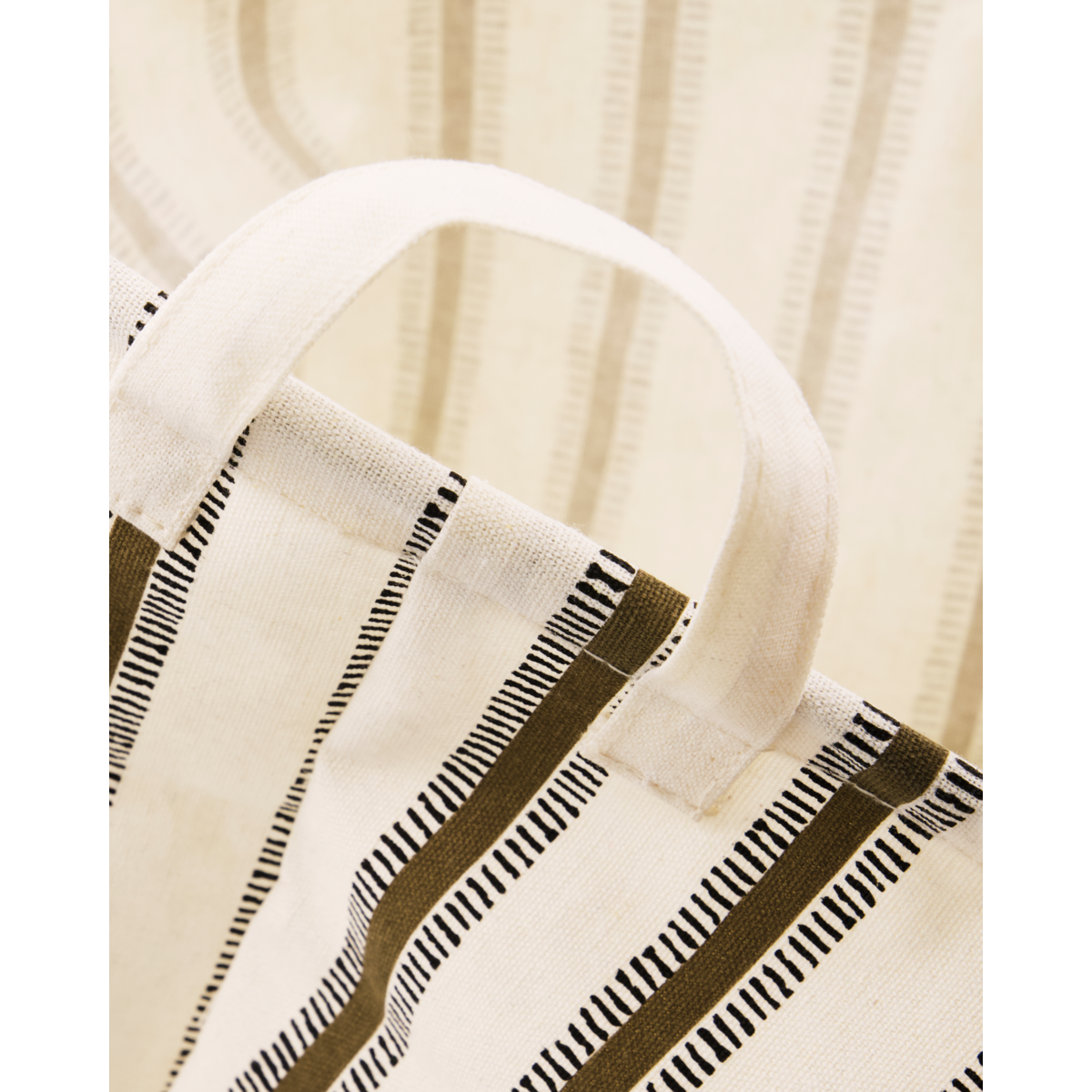 Vaskeri, hdvibes, lysebrun