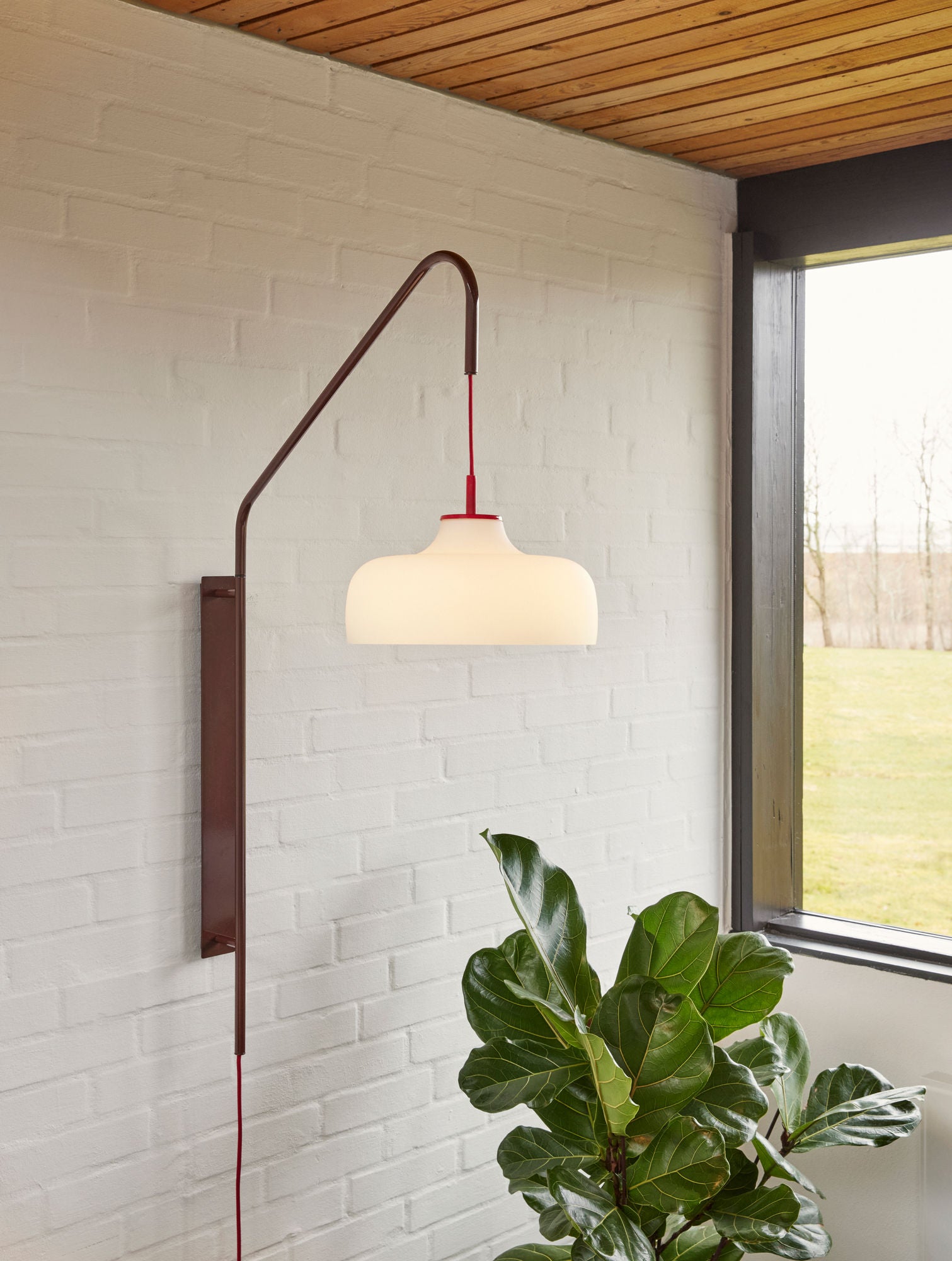 Nåværende Vegglampe Rød - 71x30xh111cm, E27