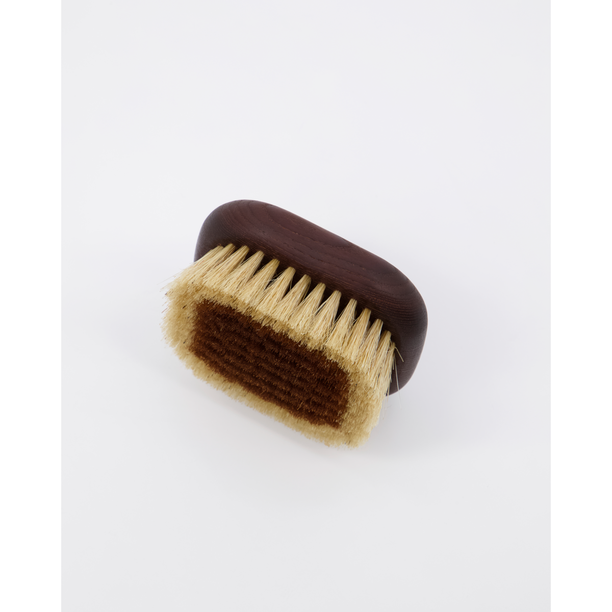 Ionisk kroppsbørste, mkborago, natur