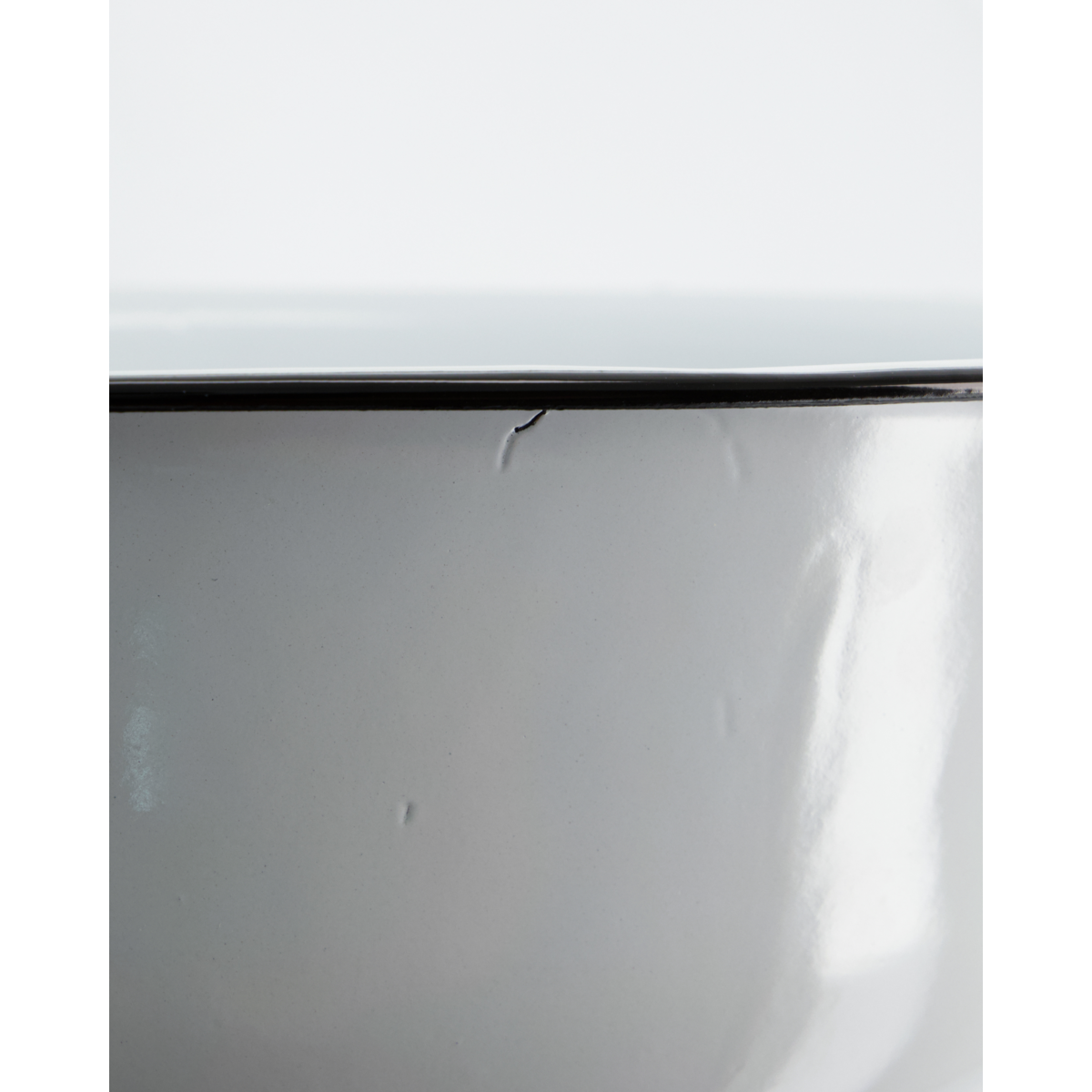 Tub, MkSmall, White H: 6,2 cm, DIA: 20,2 cm