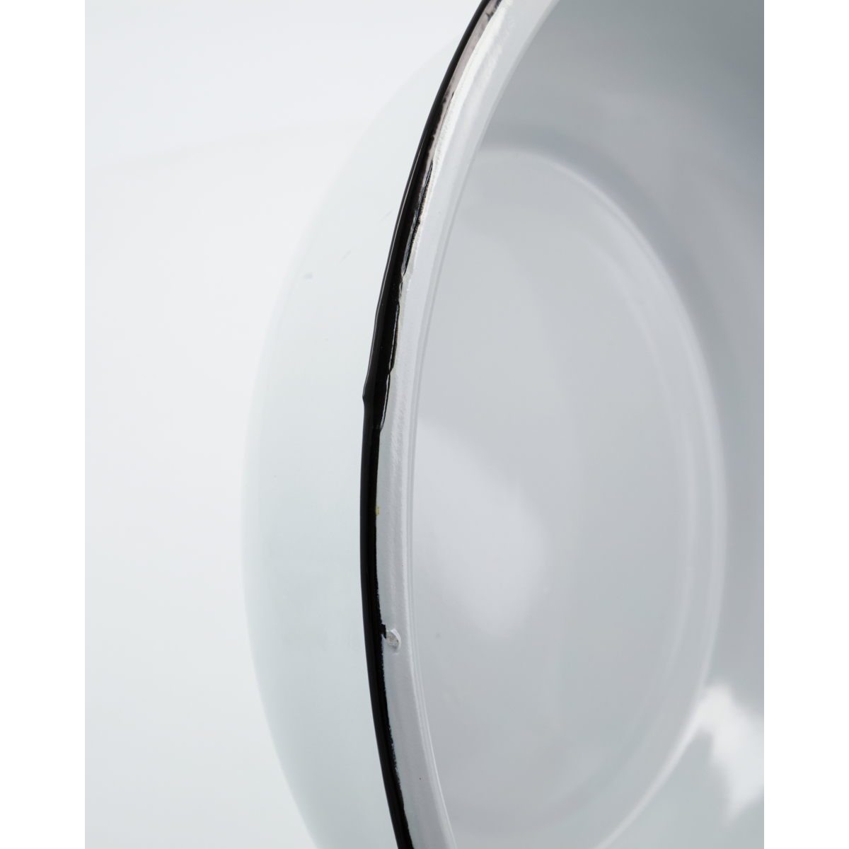 Tub, MkSmall, White H: 6,2 cm, DIA: 20,2 cm