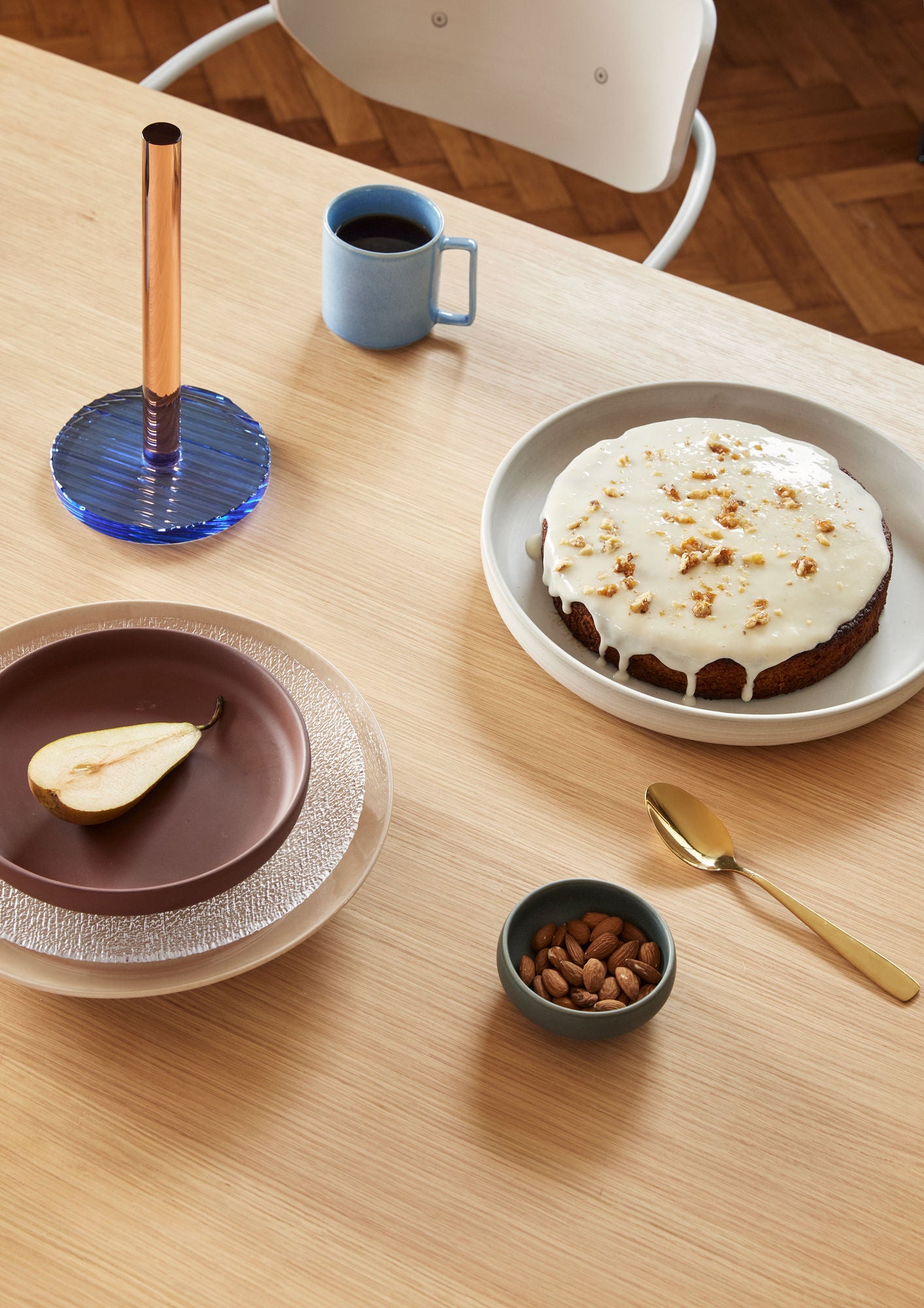 Hübsch kiosk kjøkkenrekkholder blå/rosa