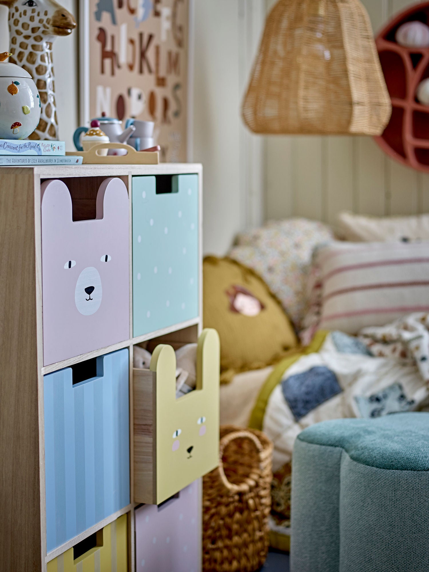 Bloomingville Mini Calle Bookcase m/skuffer, natur, keiser