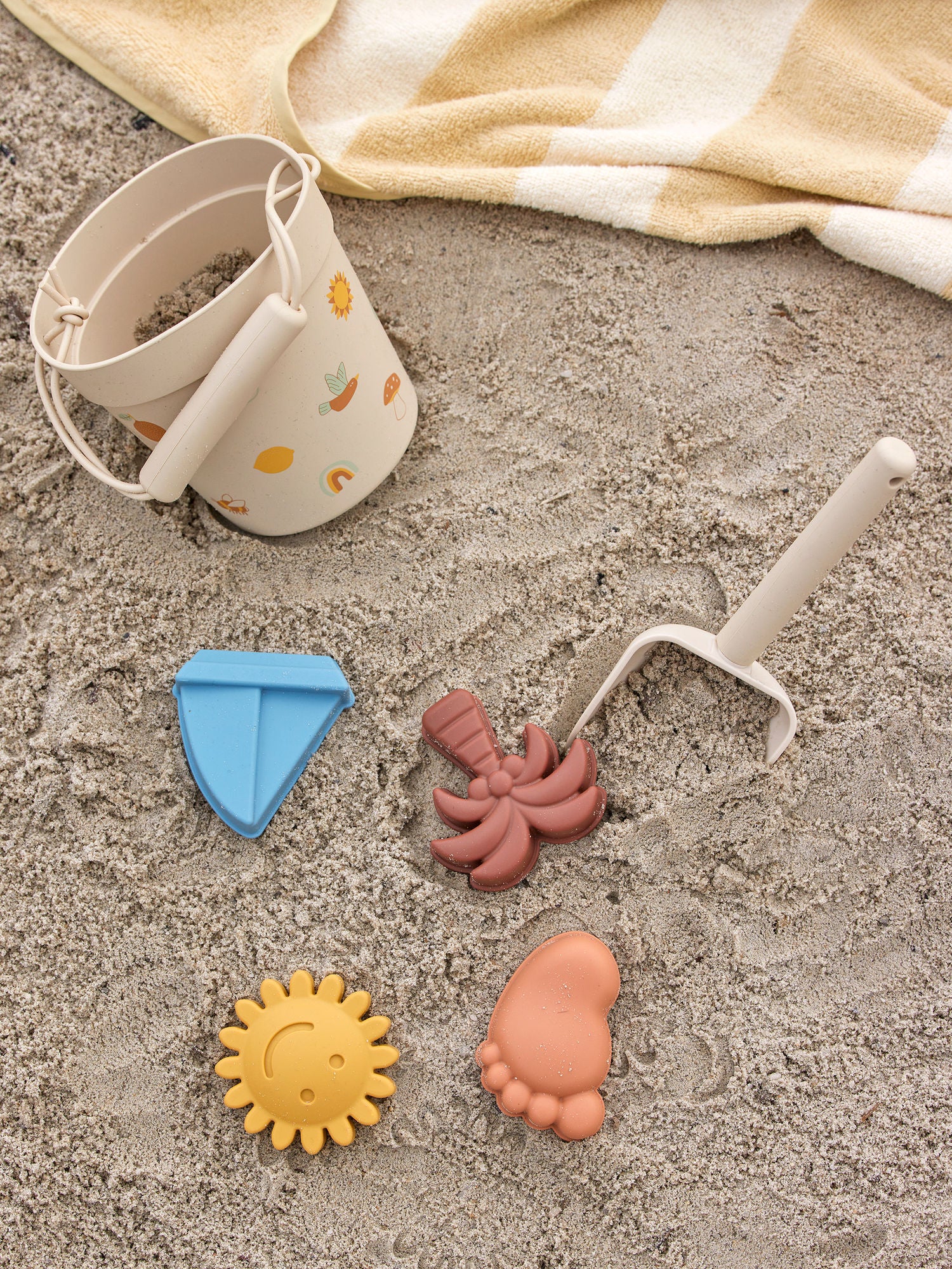 Bloomingville Mini Agnes Strand og Sandkass Toy, Nature, Silicone