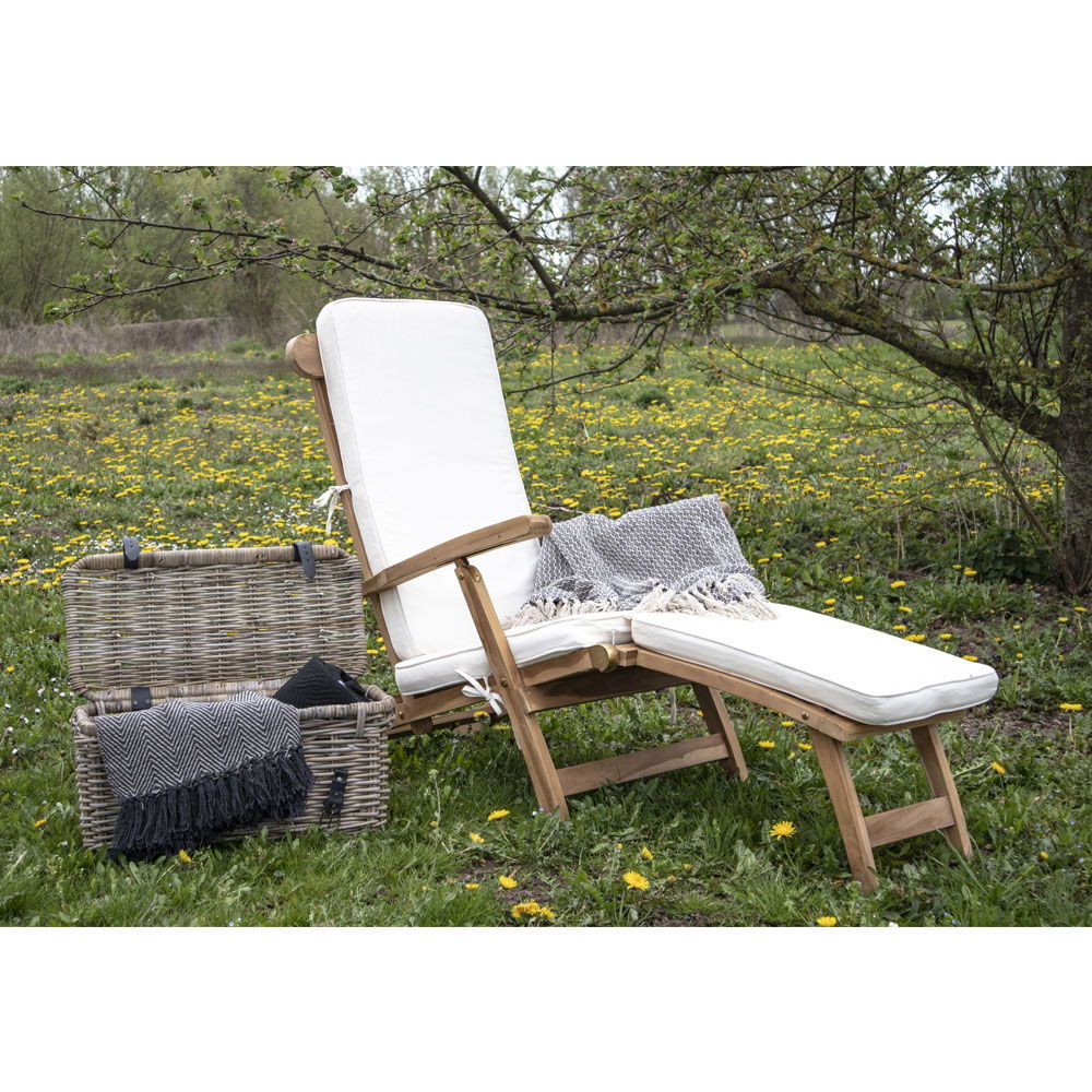 Arrecife Cover Chair with Deck Chair Cushion - Deck Chair with Deck Chair Cushion, Teak/Cotton, Nature/White
