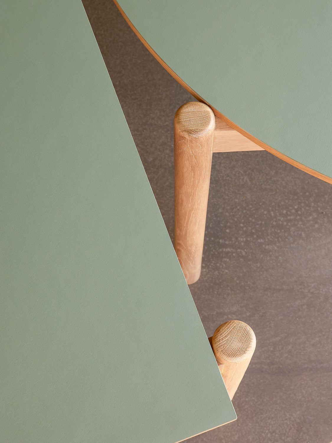 Skrå spisebord rektangulært olivengrønn - 190x107xh75cm