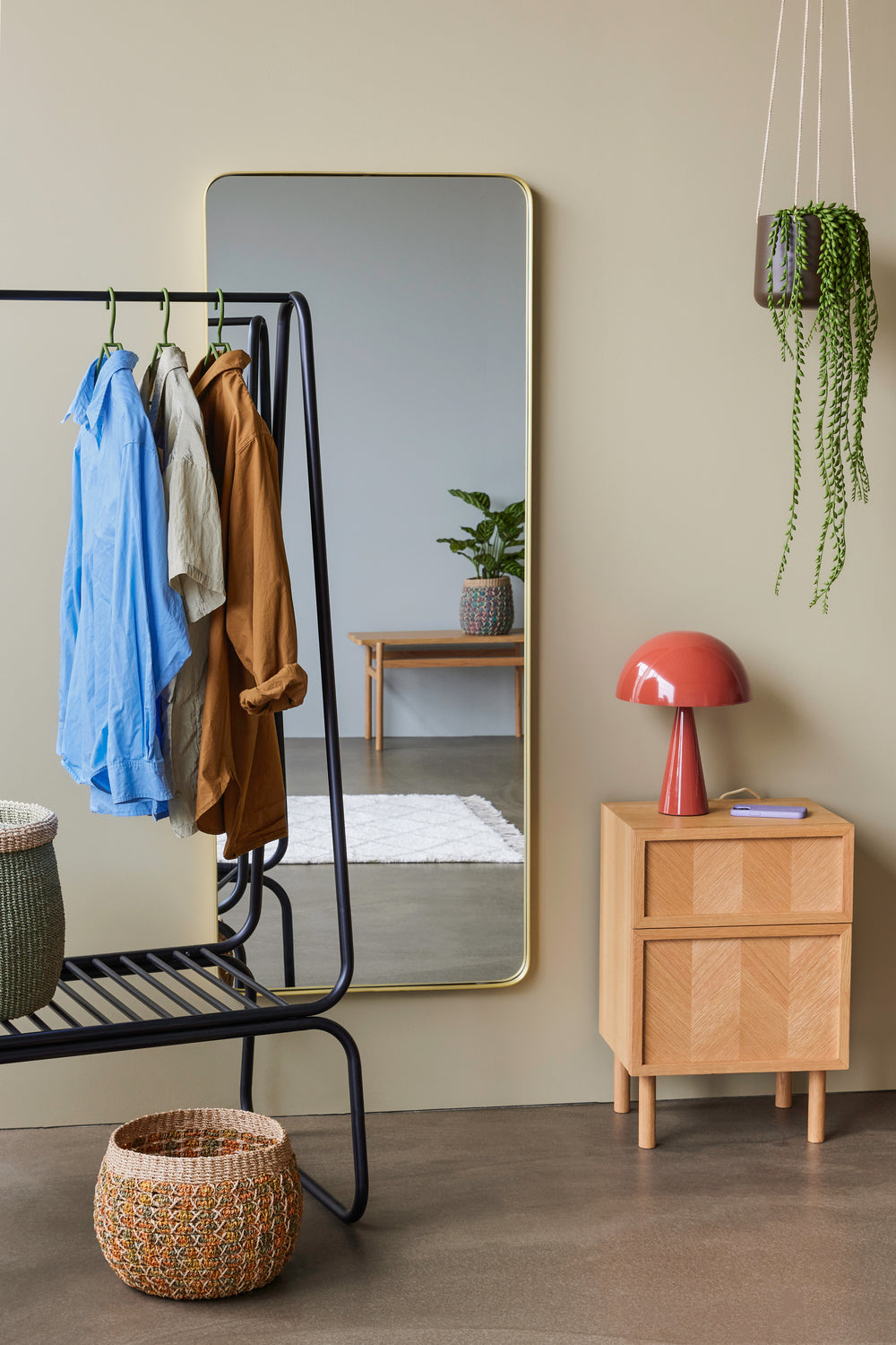 Retro Veggspeil Stort Messing Farge - 60x4xh152cm