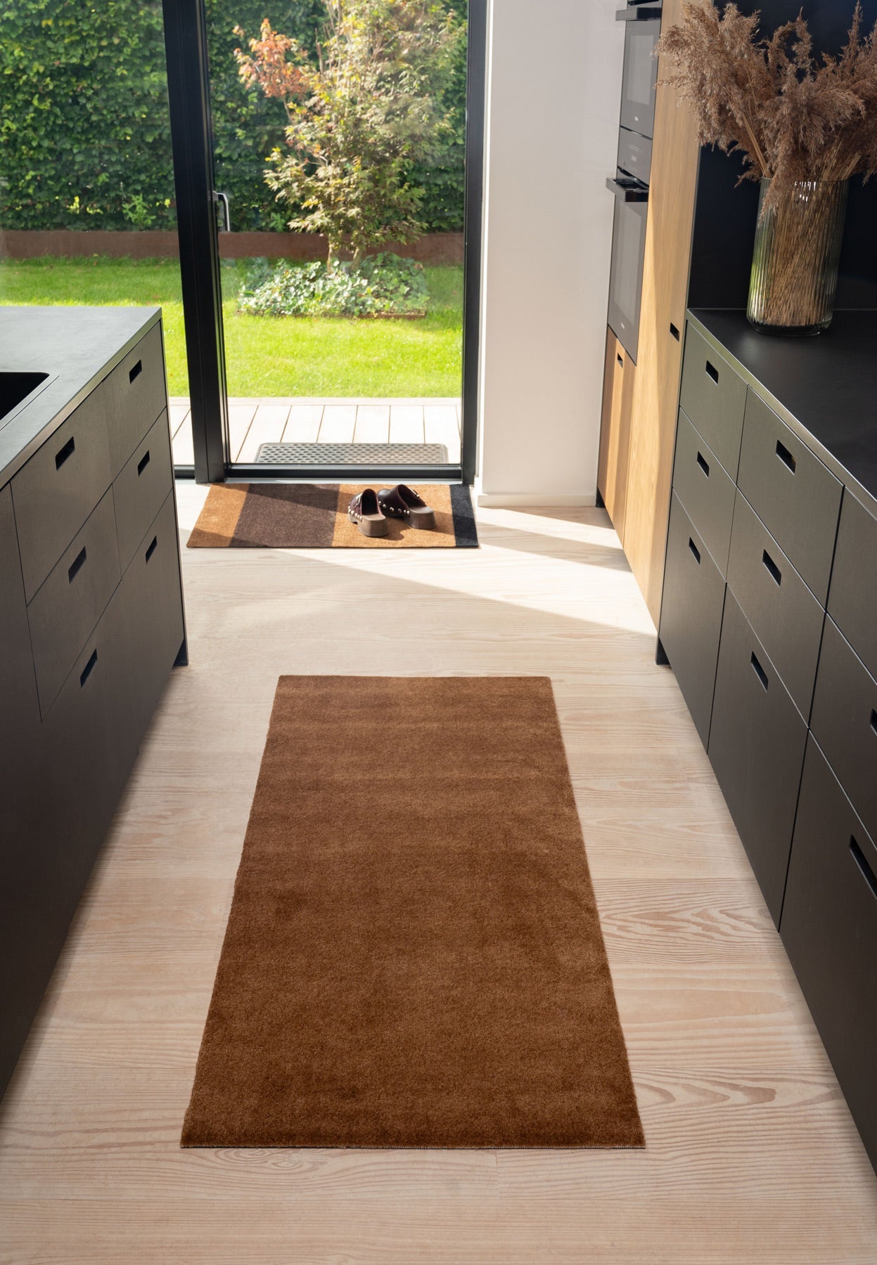 NYHED TÆPPE/MÅTTE 90 x 200 CM - UNI COLOR/COGNAC - Tica Copenhagen - DesignGaragen.dk