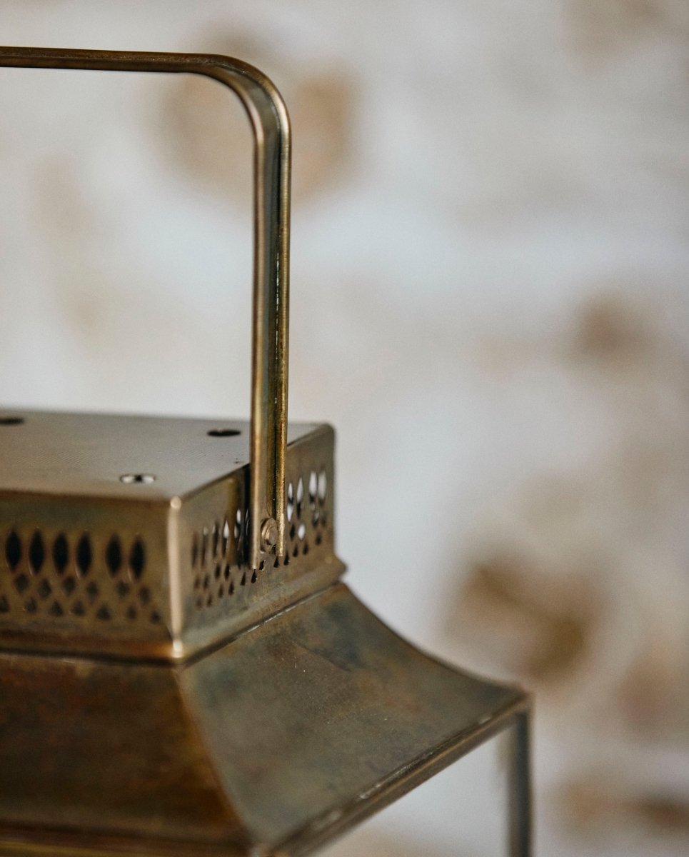 ANTIKK lanterne i jern - h30 cm - gullfinish