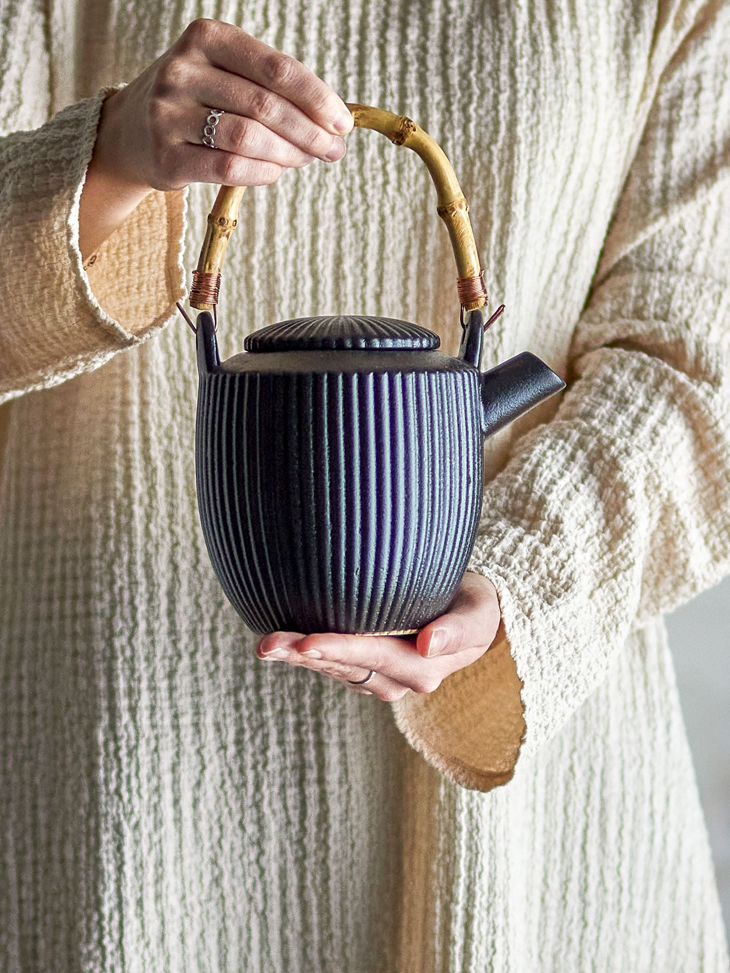 Bloomingville Neri Teapot, svart, steingods