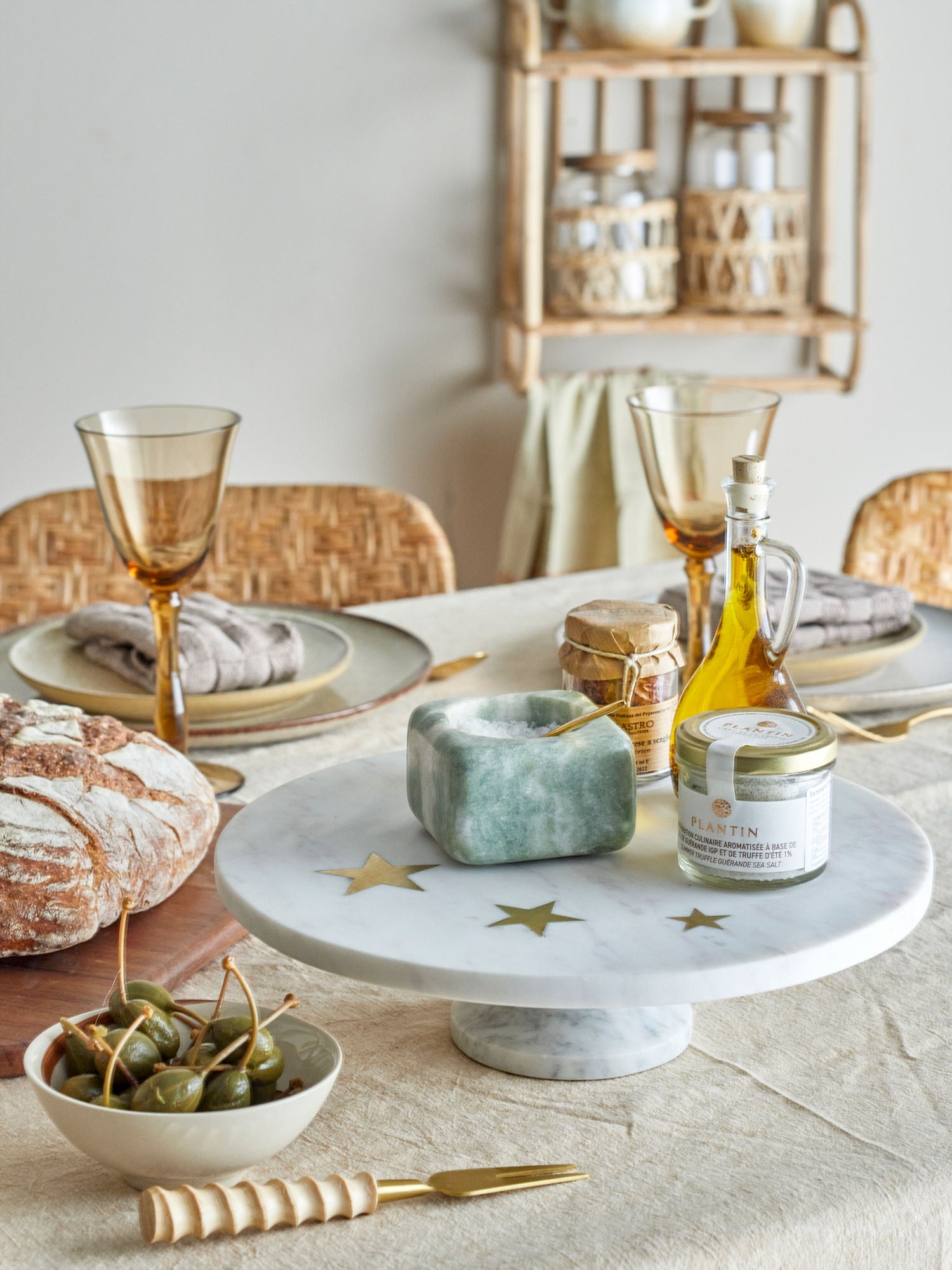 Bloomingville Fenya Star Cake Dish, White, Marble