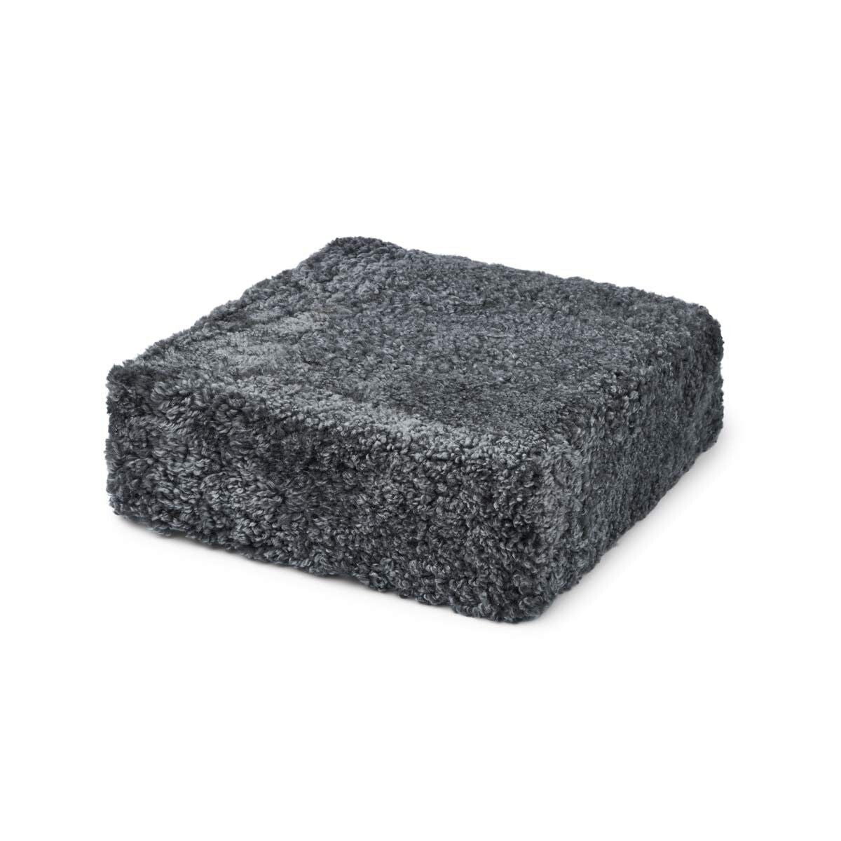 Puff | Korthåret | New Zealand | 40x40x13 cm