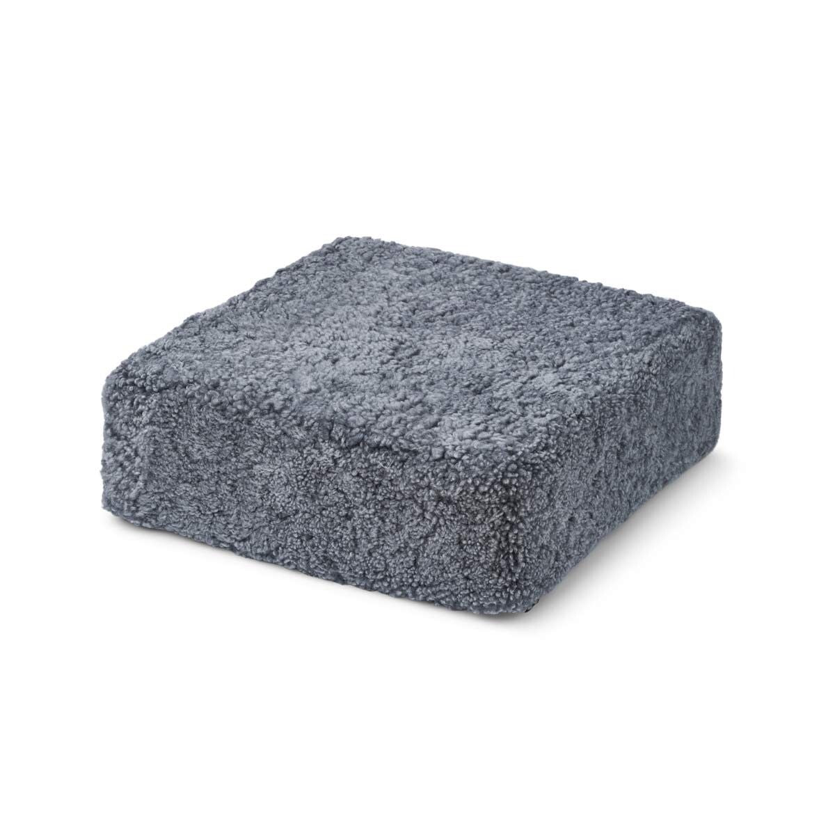 Puff | Korthåret | New Zealand | 40x40x13 cm