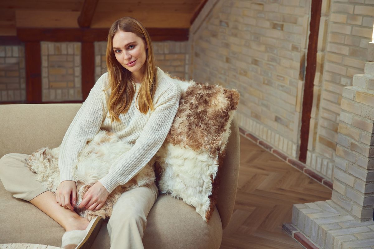 Chalet | Pute | LAMBSKIN | Tigrado | Dobbelt sidet | Korthåret