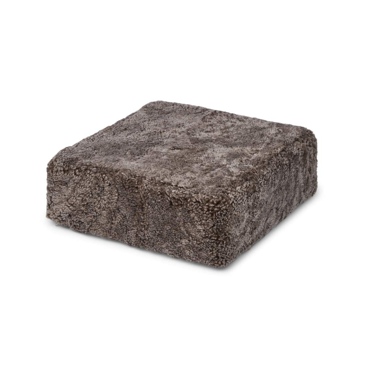 Puff | Korthåret | New Zealand | 40x40x13 cm