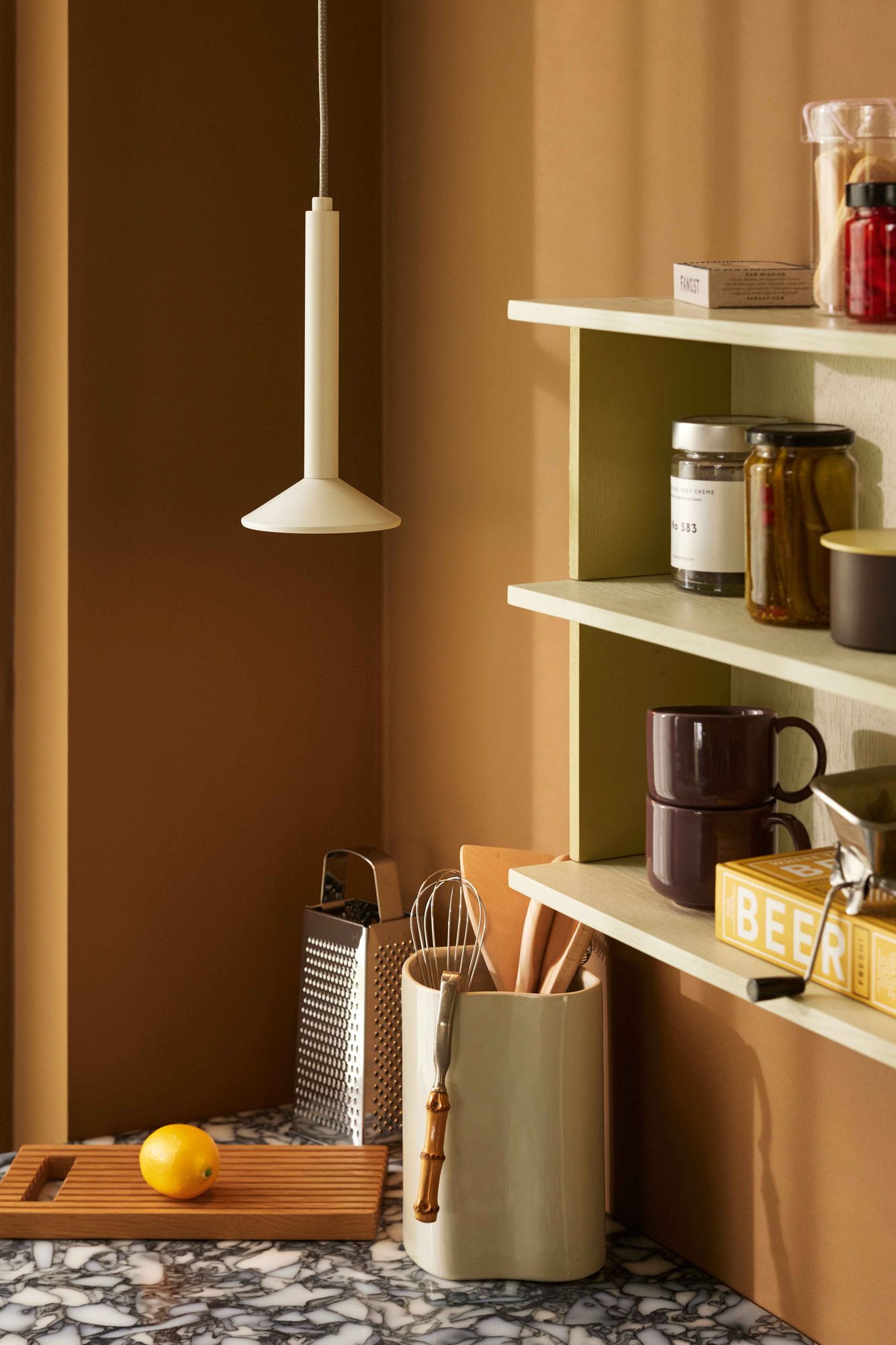 Hübsch pep hylle gul/grå