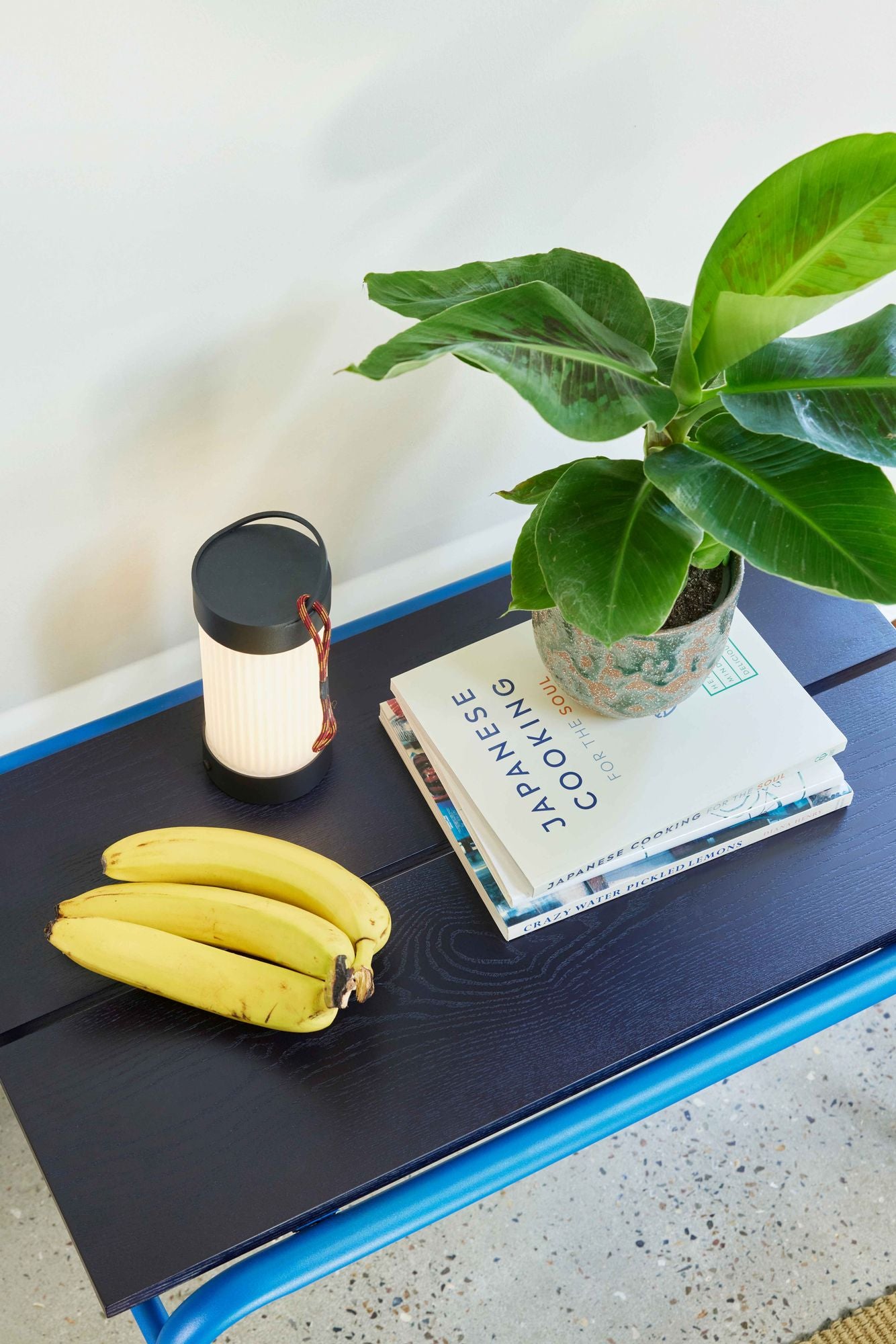 Hübsch Koi Bench Blue/Dark Blue