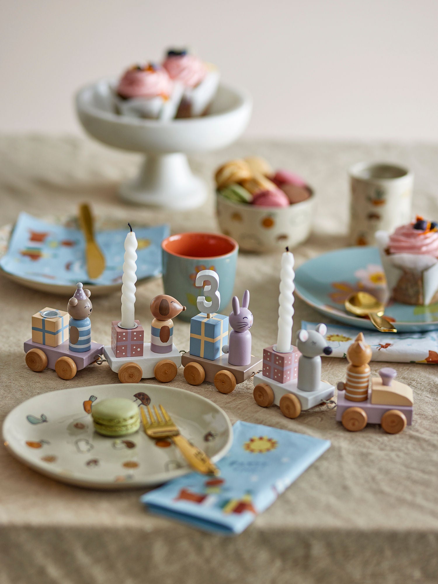 Bloomingville MINI Junaid bursdagsdekorasjon, rosa, FSC®100%, MDF