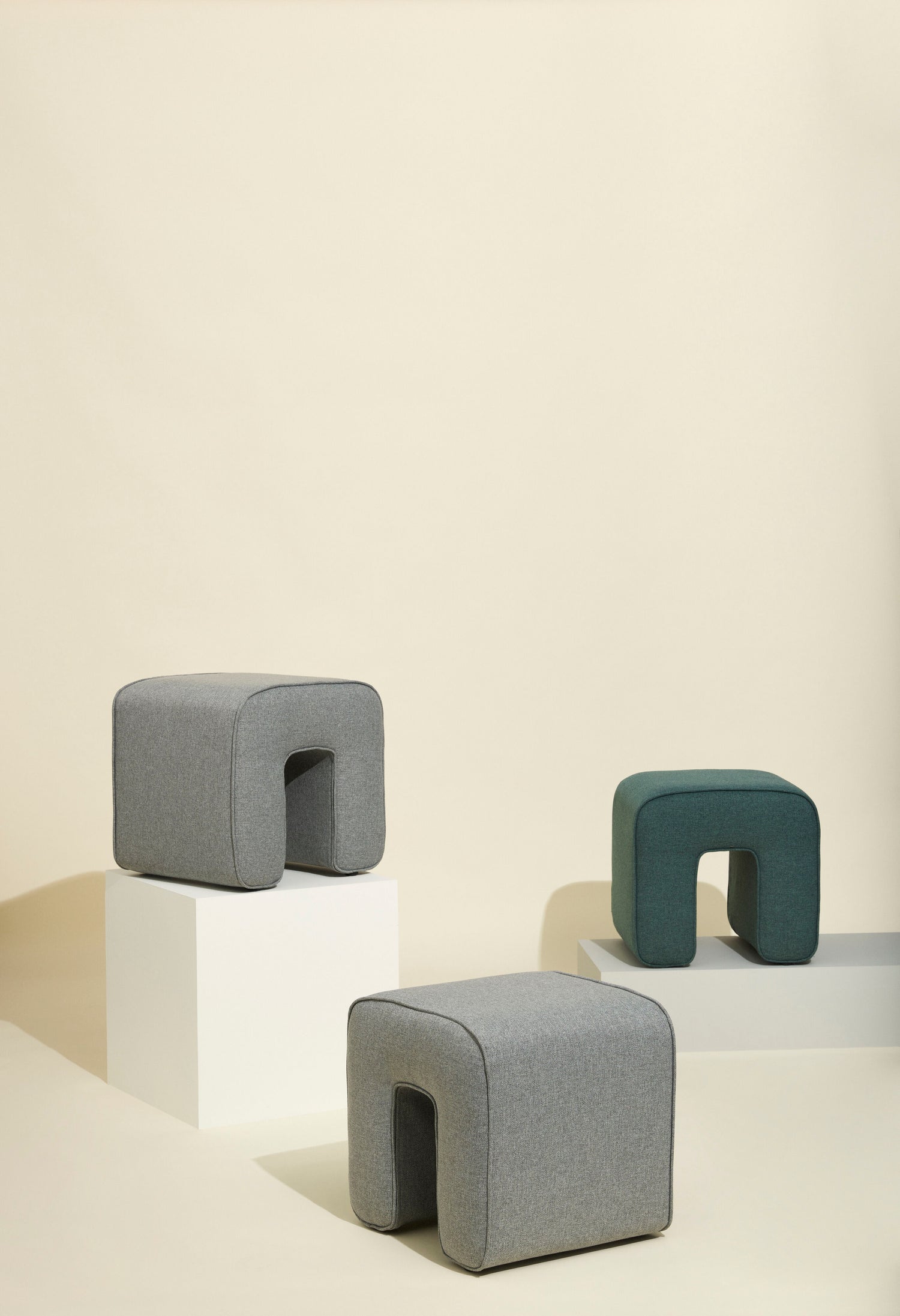 Sculpture Puf Grey - 45x45xh47cm