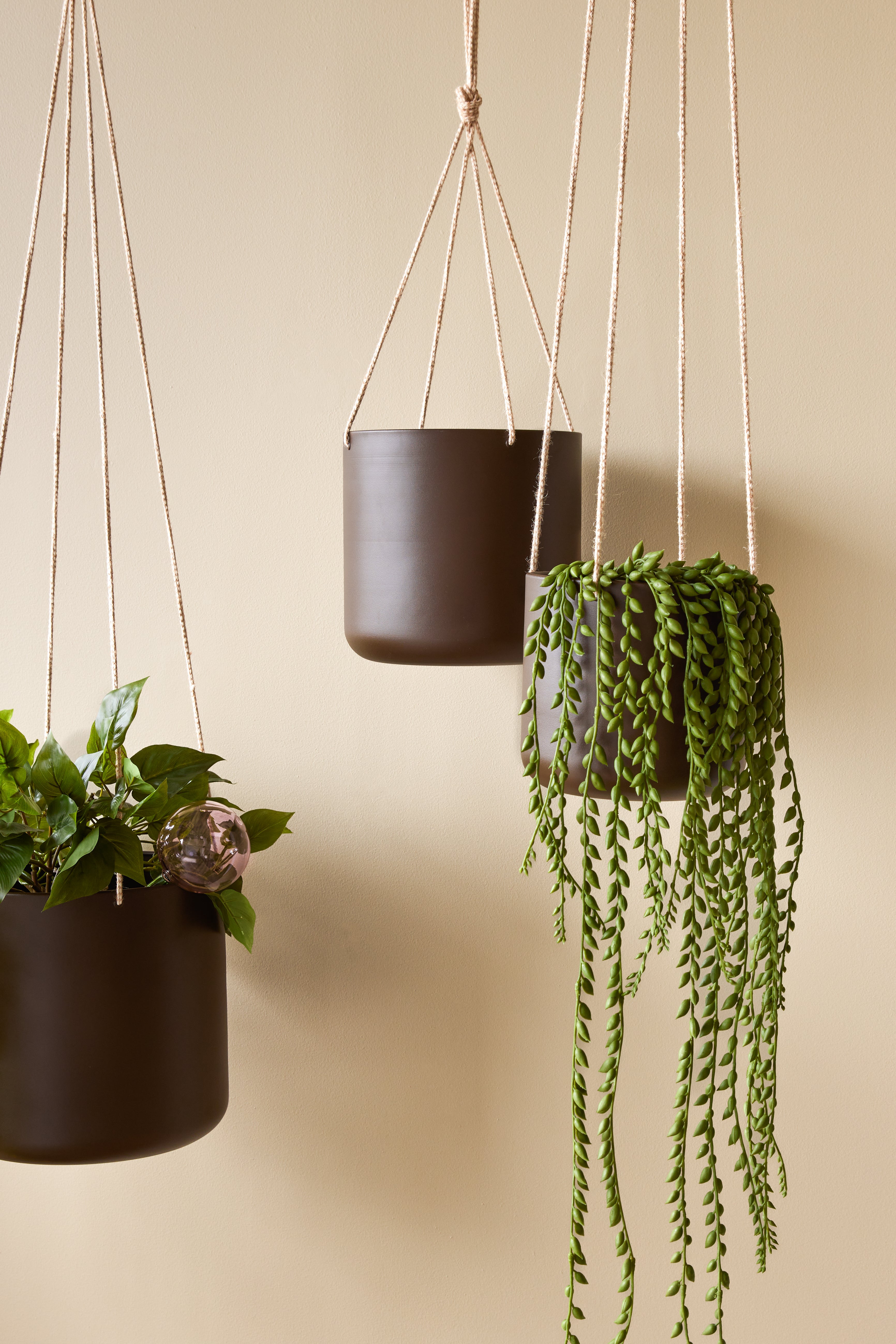 Bloom Hanging Potty Large Brown (sett med 3) - Ø17XH16, Ø21xH20, Ø25XH24cm