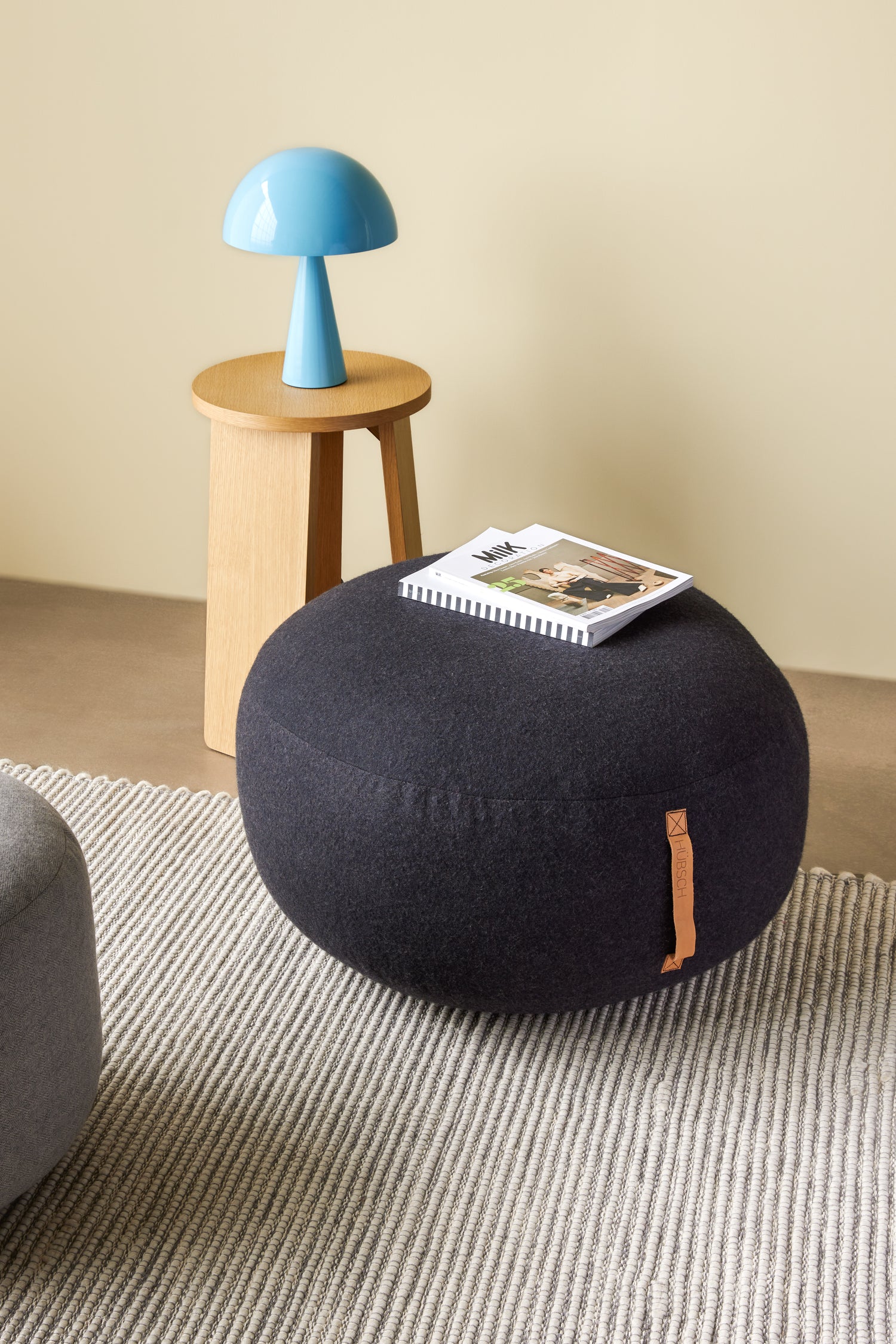 Mochi Puf Ø70 mørk grå - Ø75XH35cm