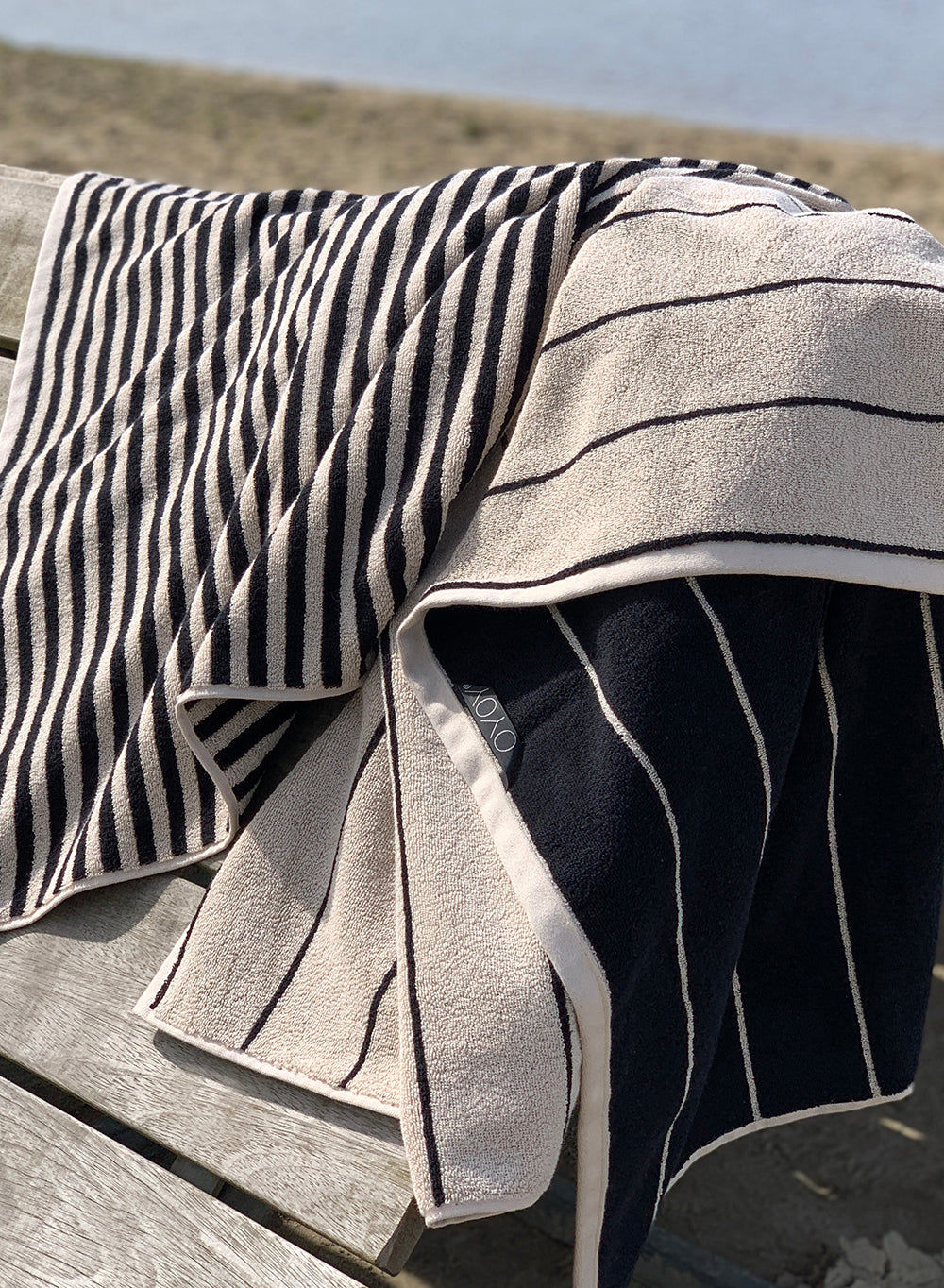 Oyoy Living Raita Håndkle - 50x100 cm - Clay / Black