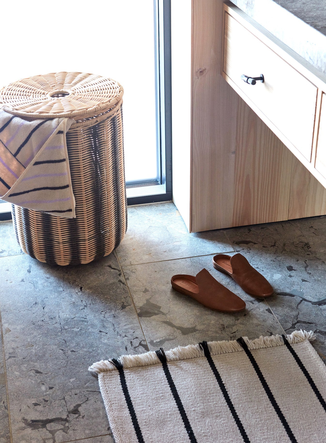 Oyoy mini raita håndkle med hette