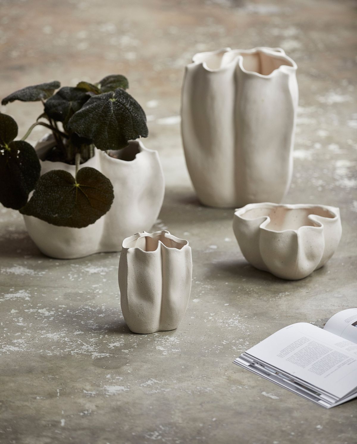 Isabela Bowl/Herbal Pot Ø33 cm - Krem