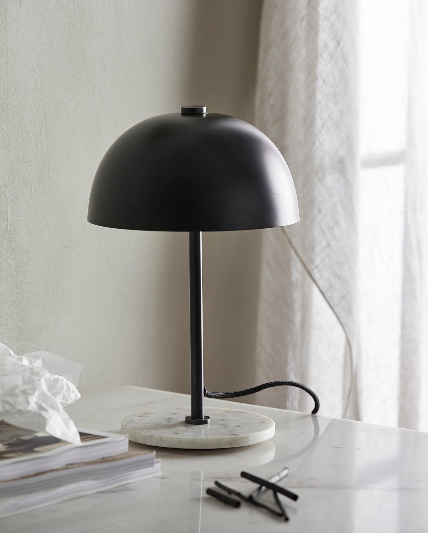 Kita bordlampe - H32 cm - svart