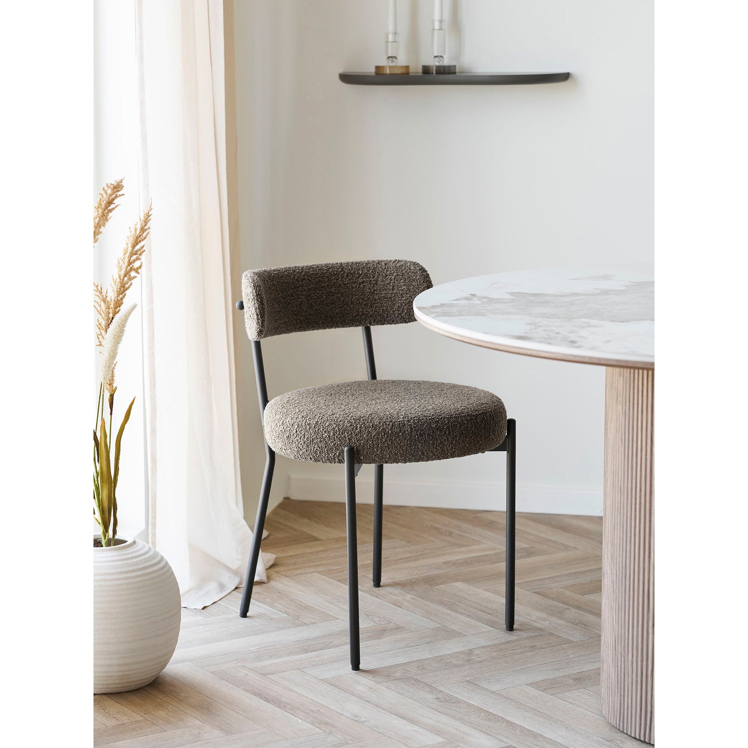 Badalona spisebordstol - Spisebordstol, Bouclé, Brown, Black Legs HN1064