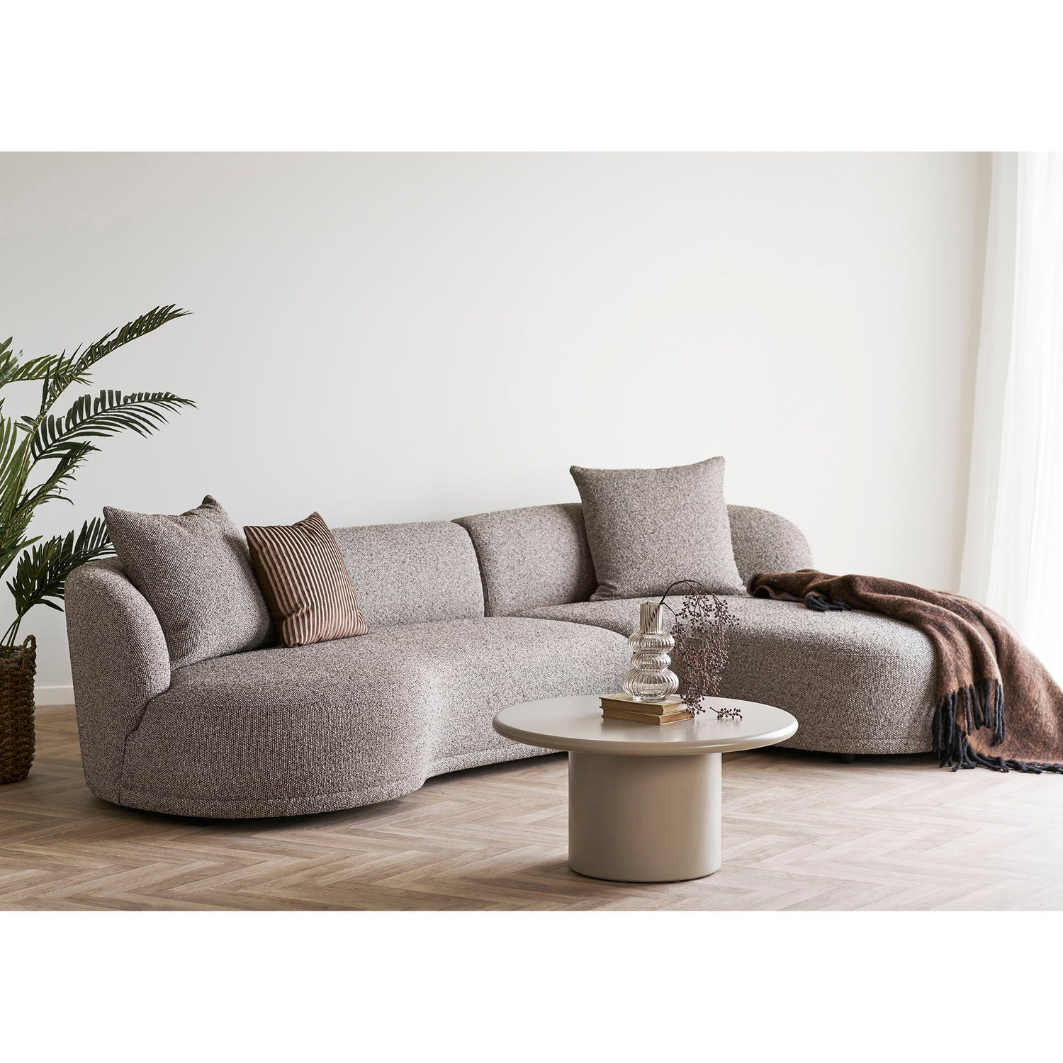 Kingston Lounge Sofa med 2 puter, høyrevendt, brun