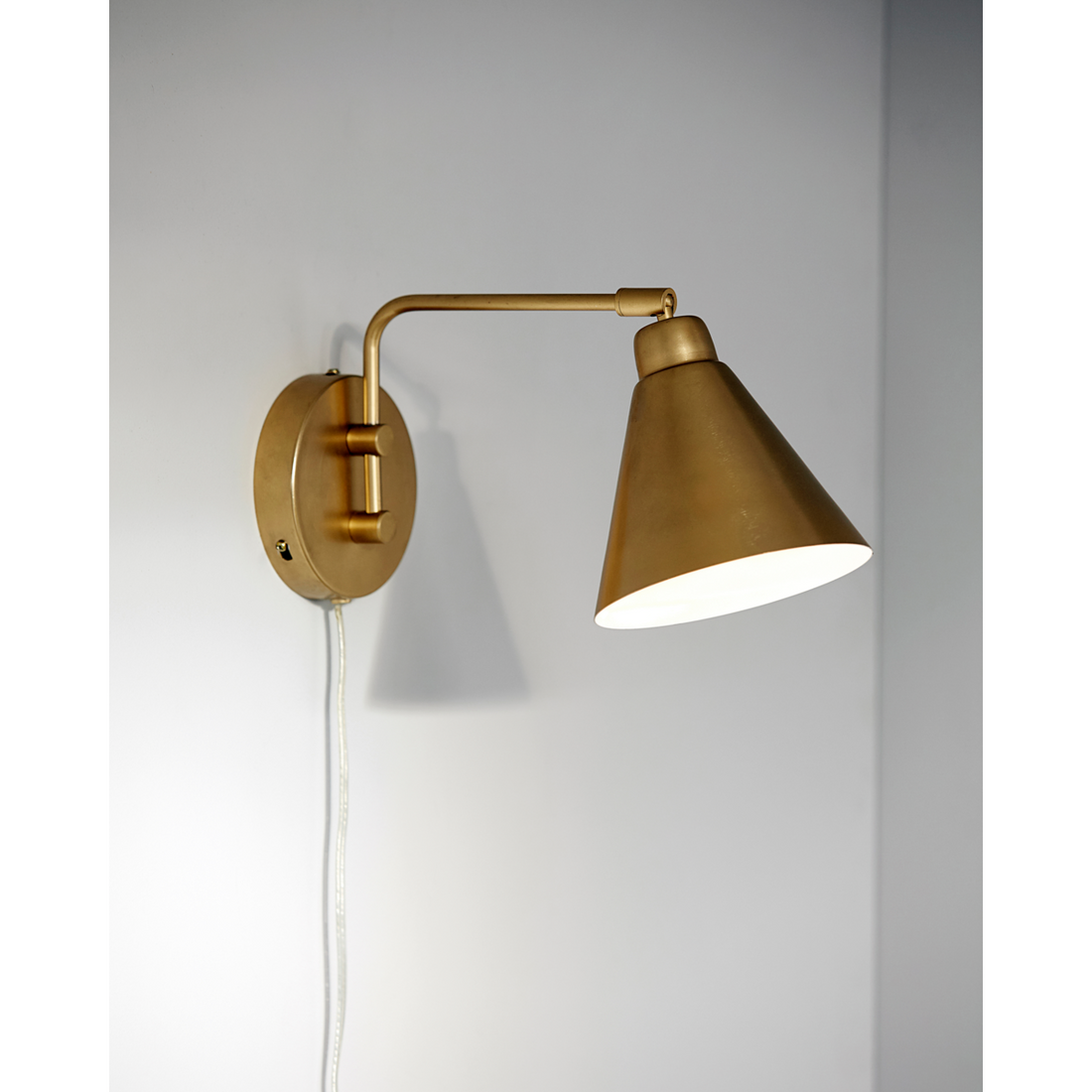 Vegglampe, hdgame, messingfinish