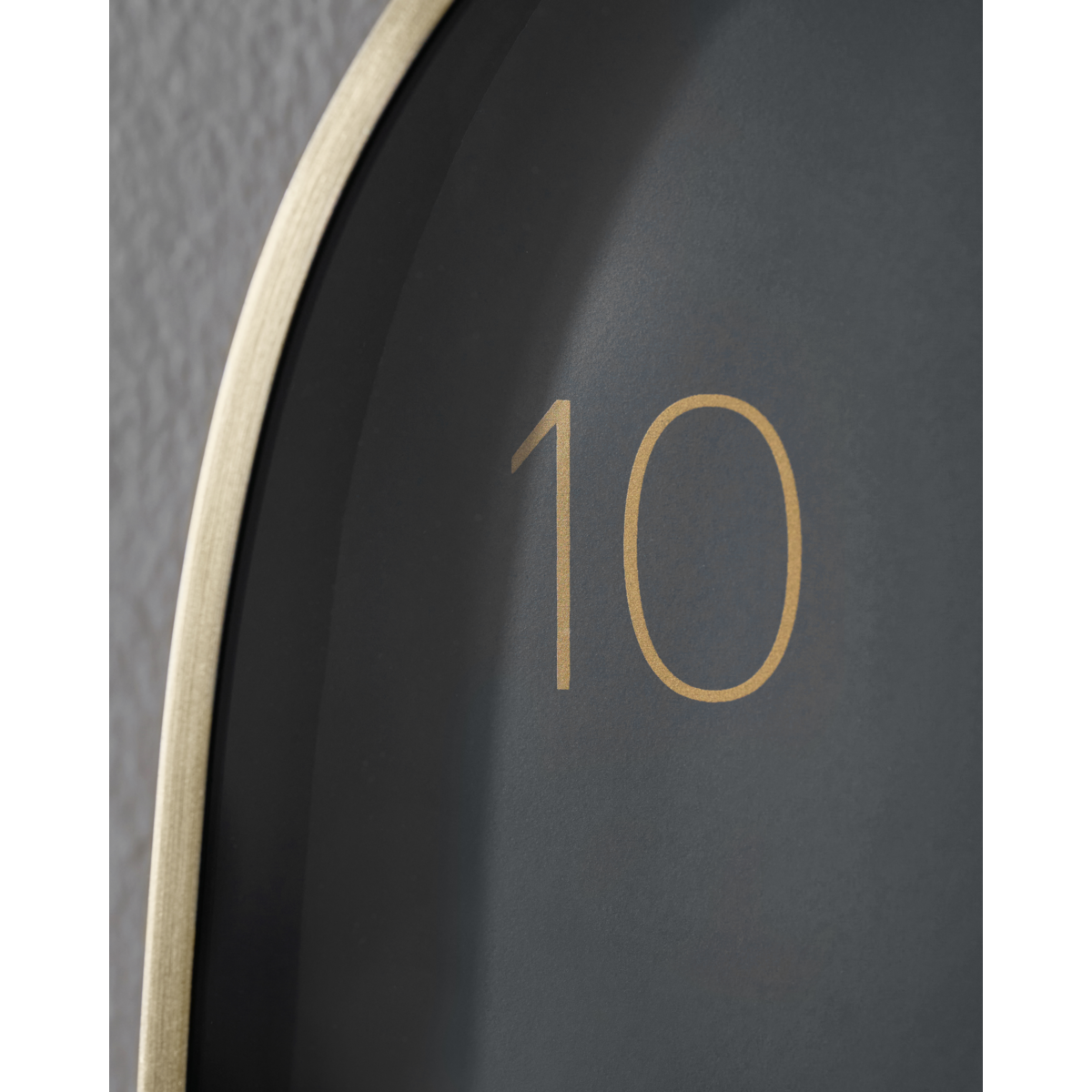 Veggklokke, hdshape, mørk grå