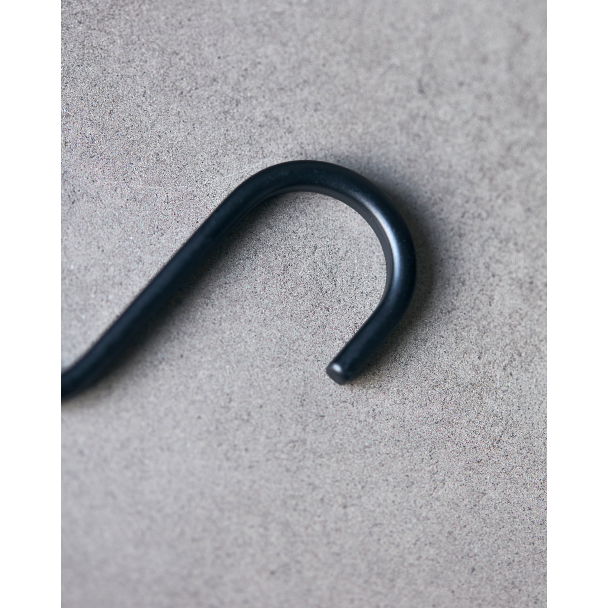 Huslege - Knake, Snap, Black - L: 3 cm, W: 0,5 cm, H: 6 cm