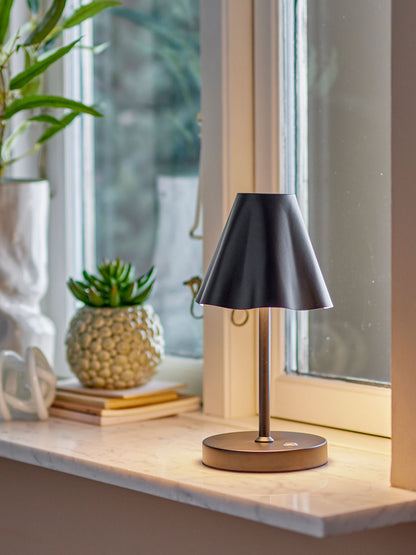 Bloomingville Lianna bærbar lampe, oppladbar, svart, metall
