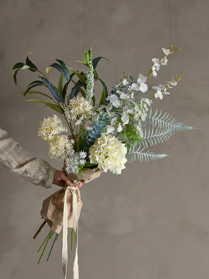 Bloomingville Symphonie Bouquet, hvite, kunstige blomster