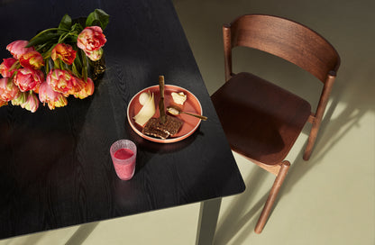 Skrå spisestuestol Brun - 55x51xh80cm