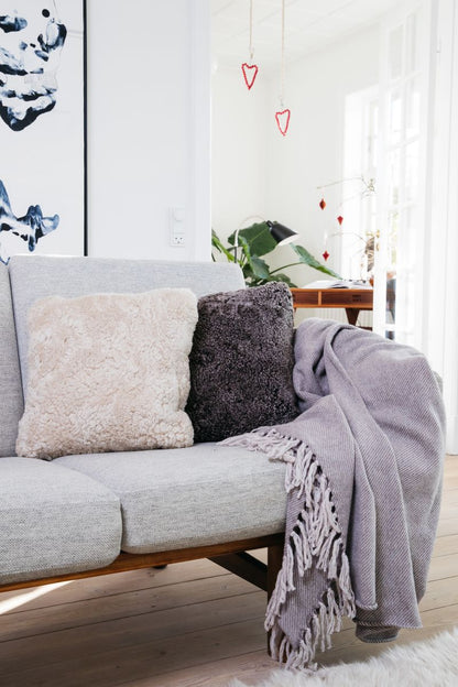 Lammeskinnspute | Korthåret | New Zealand | Dobbeltsidig | 40x40 cm