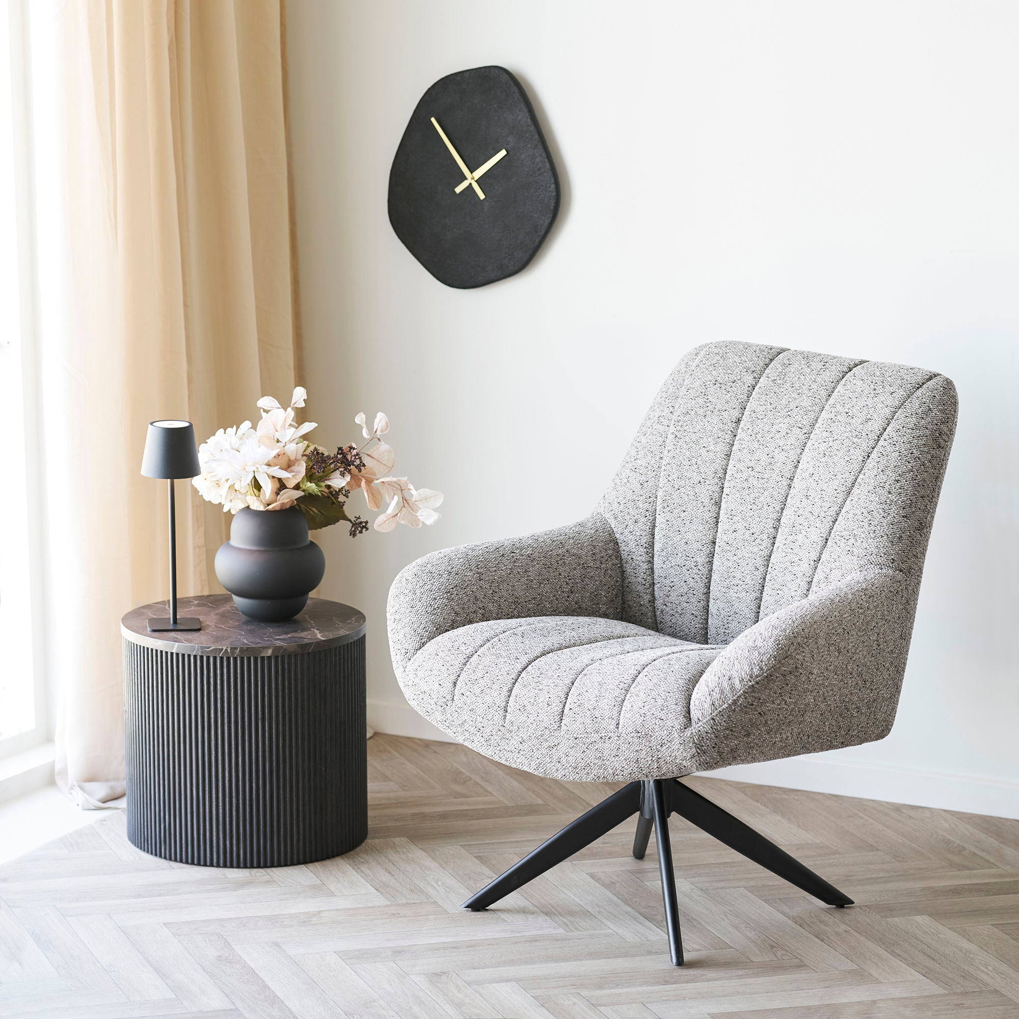 Bradford bordlampe - bordlampe, metall, oppladbar, svart