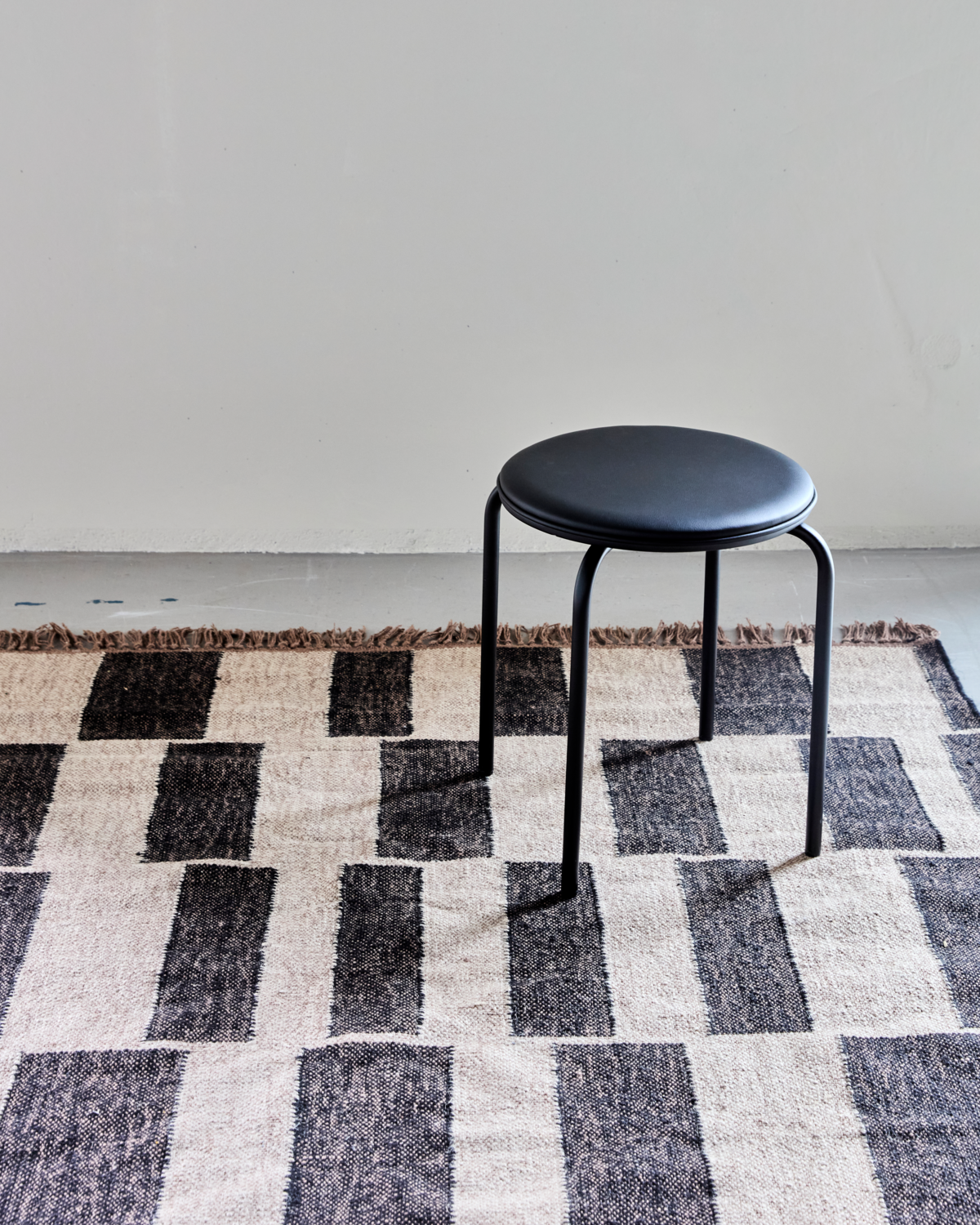 Krakk, HDPova, Svart