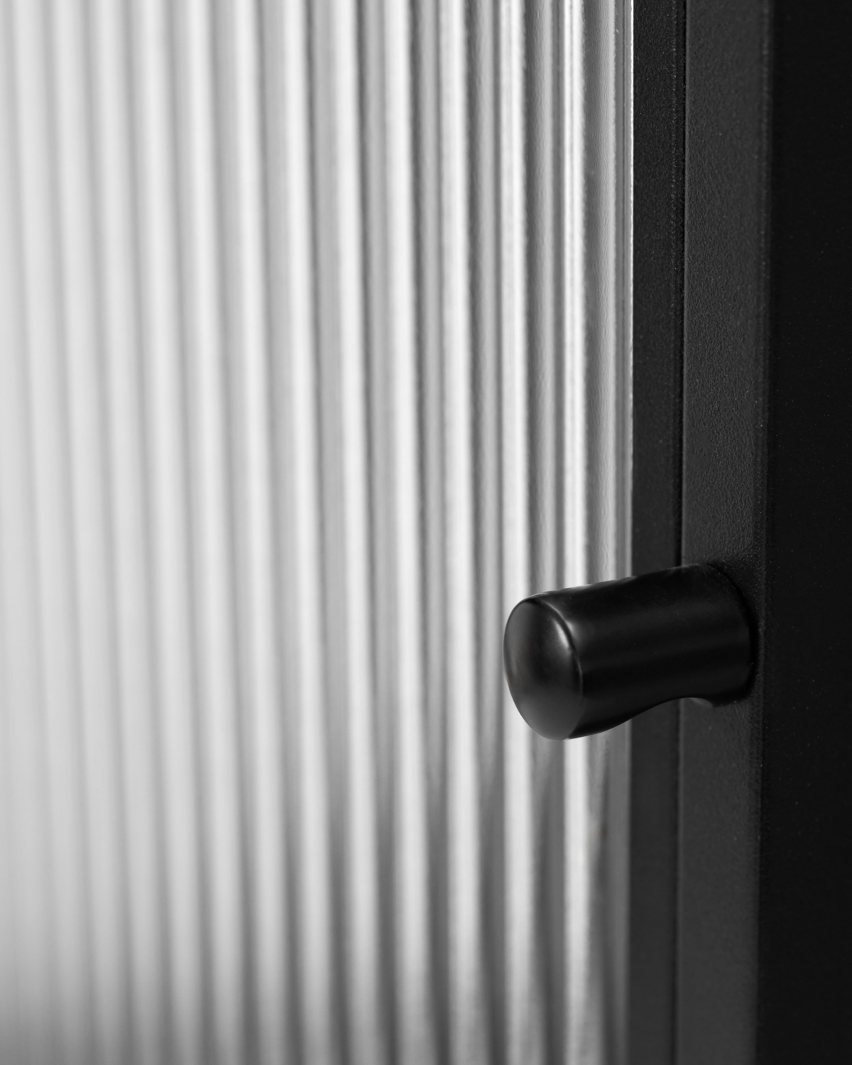 Vitrineskap, HDCabin, Sort