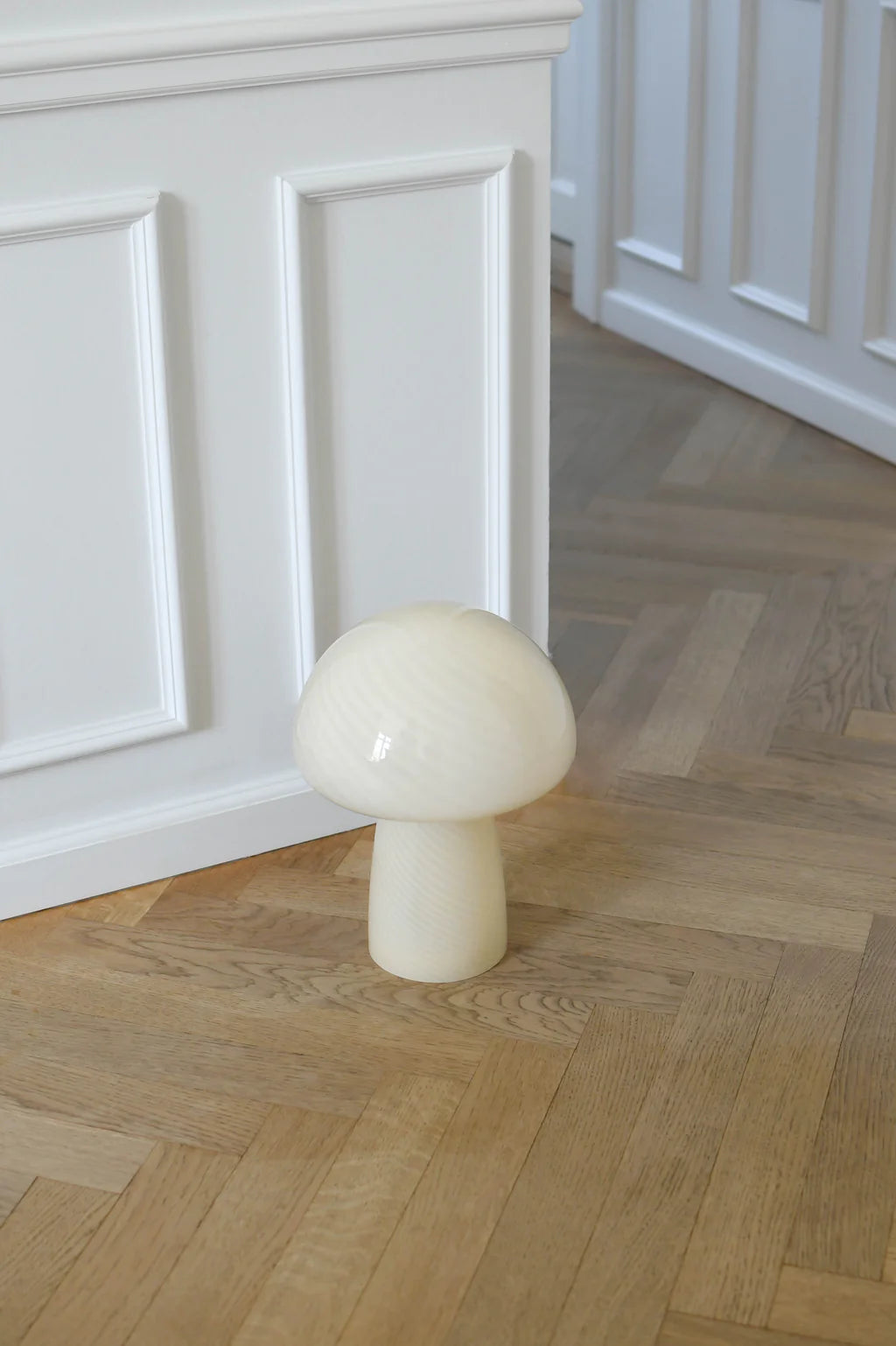 Bahne - Mudhly Lamp / Mushroom Table Lamp - Gul - H32 cm